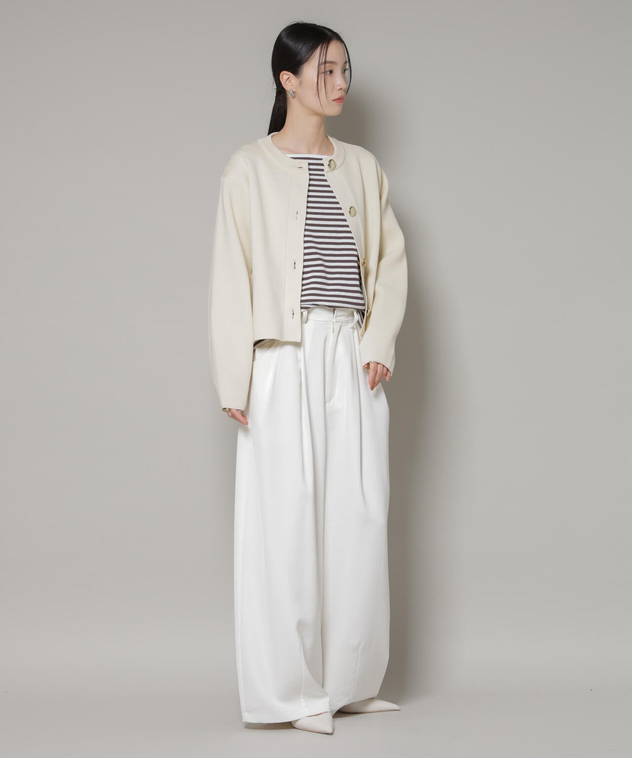 ビッグボタンクルーネックニットカーディガン