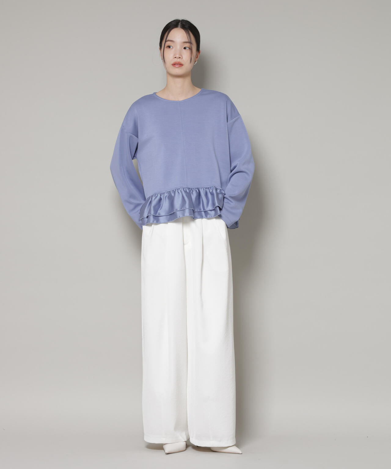 ダンボールカットサテンペプラムトップス