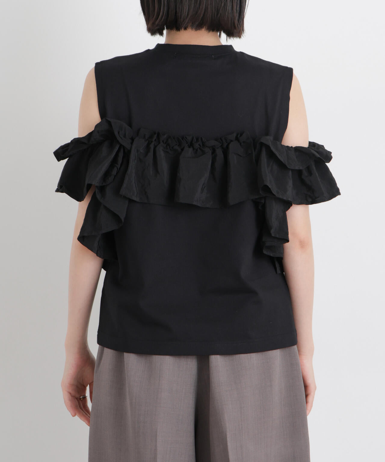 165cm　B:80 W:59 H:85 着用サイズ：F