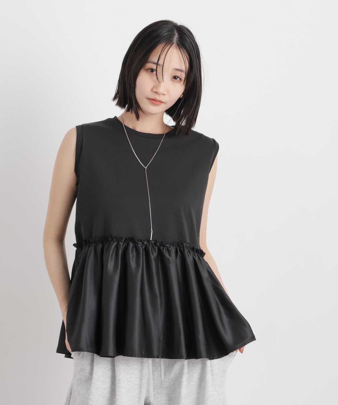 165cm　B:80 W:59 H:85 着用サイズ：F