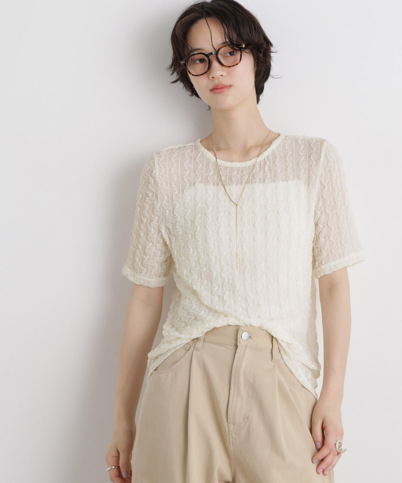 166cm　B:84 W:60 H:86 着用サイズ：F