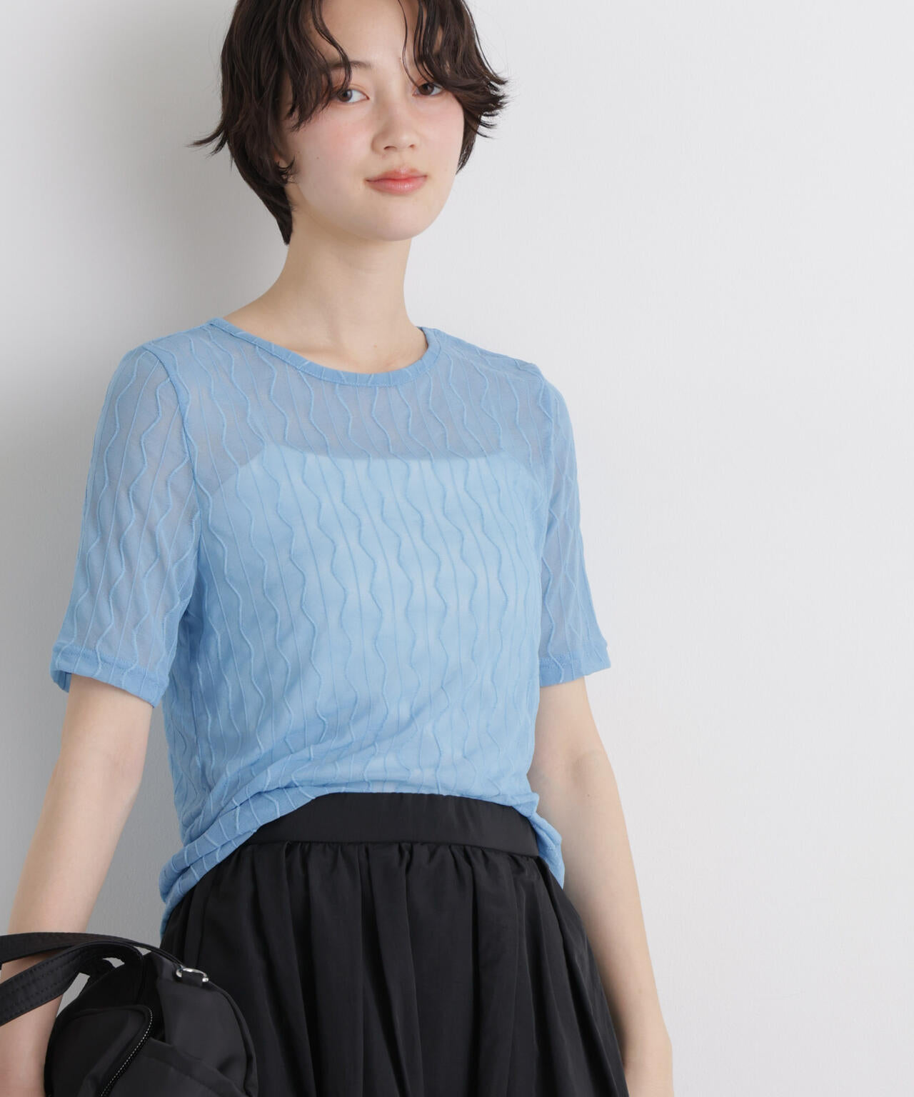 166cm　B:84 W:60 H:86 着用サイズ：F