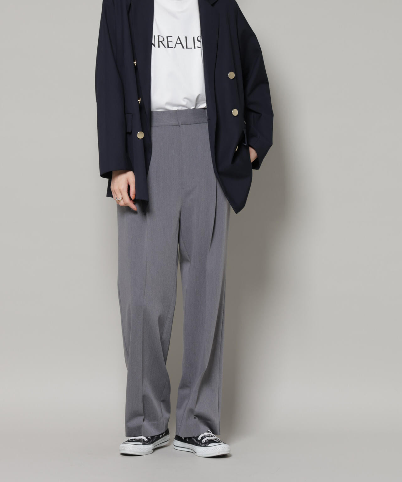 ワンタックセンタープレスストレートパンツ