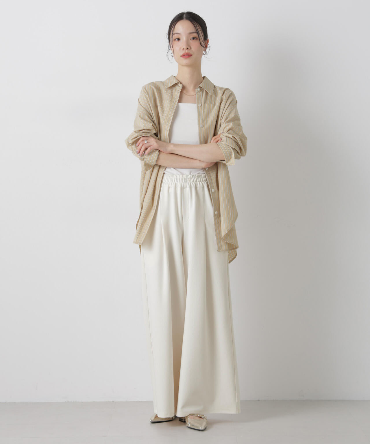 タックワイドカットジョーゼットパンツ