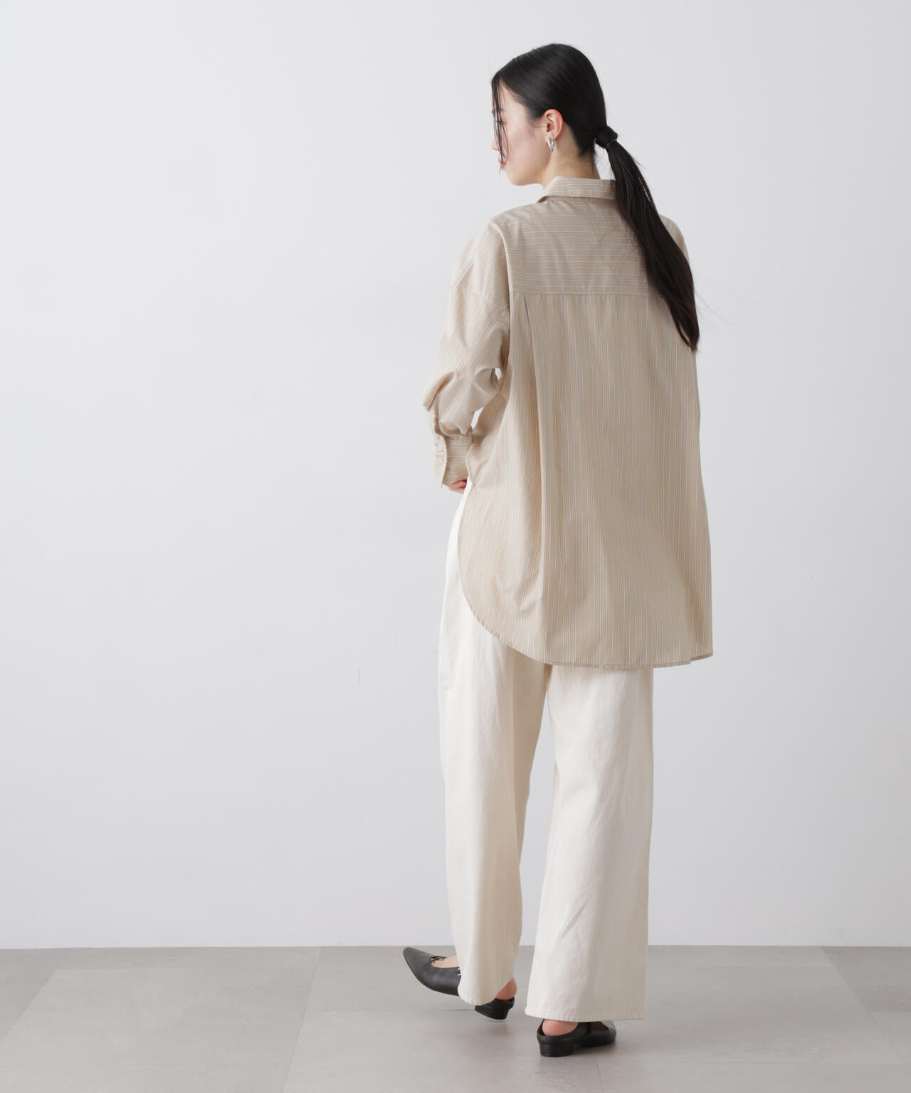 コットンツイルタックワイドパンツ