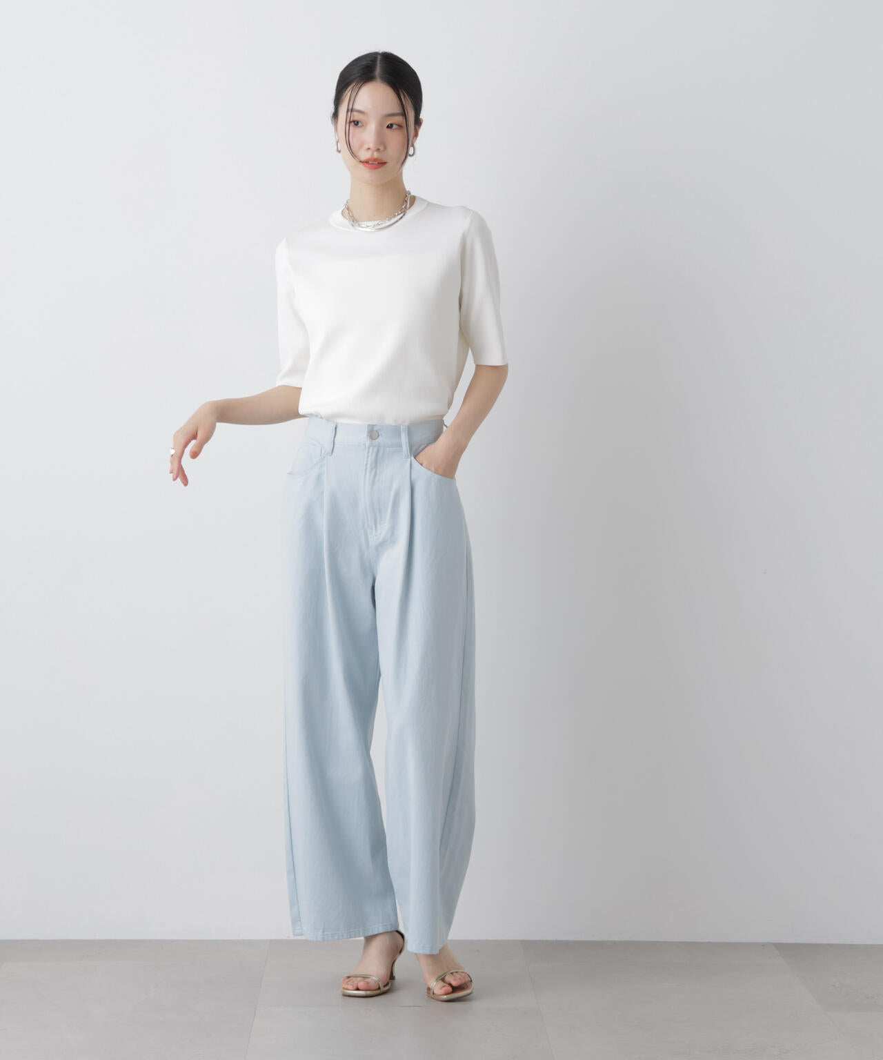 コットンツイルタックワイドパンツ