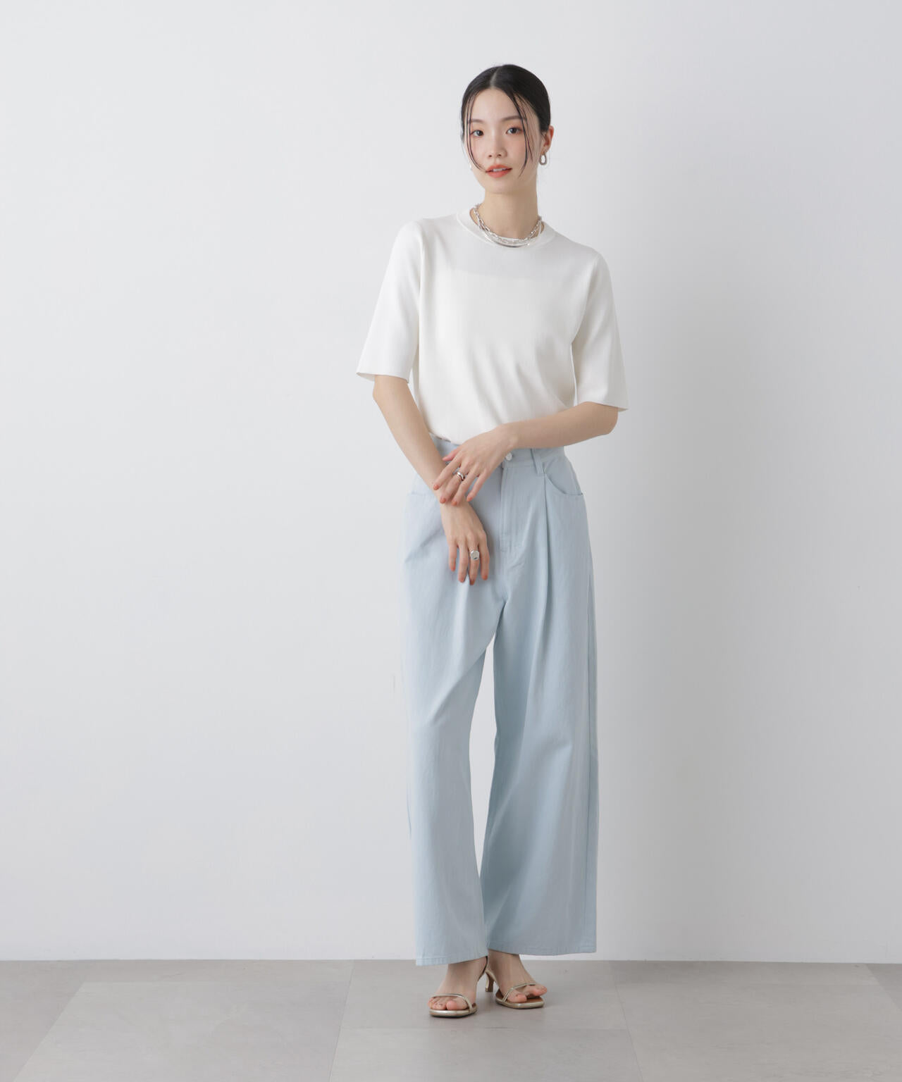 コットンツイルタックワイドパンツ