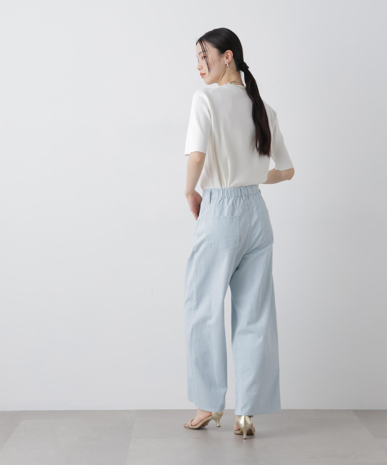 コットンツイルタックワイドパンツ