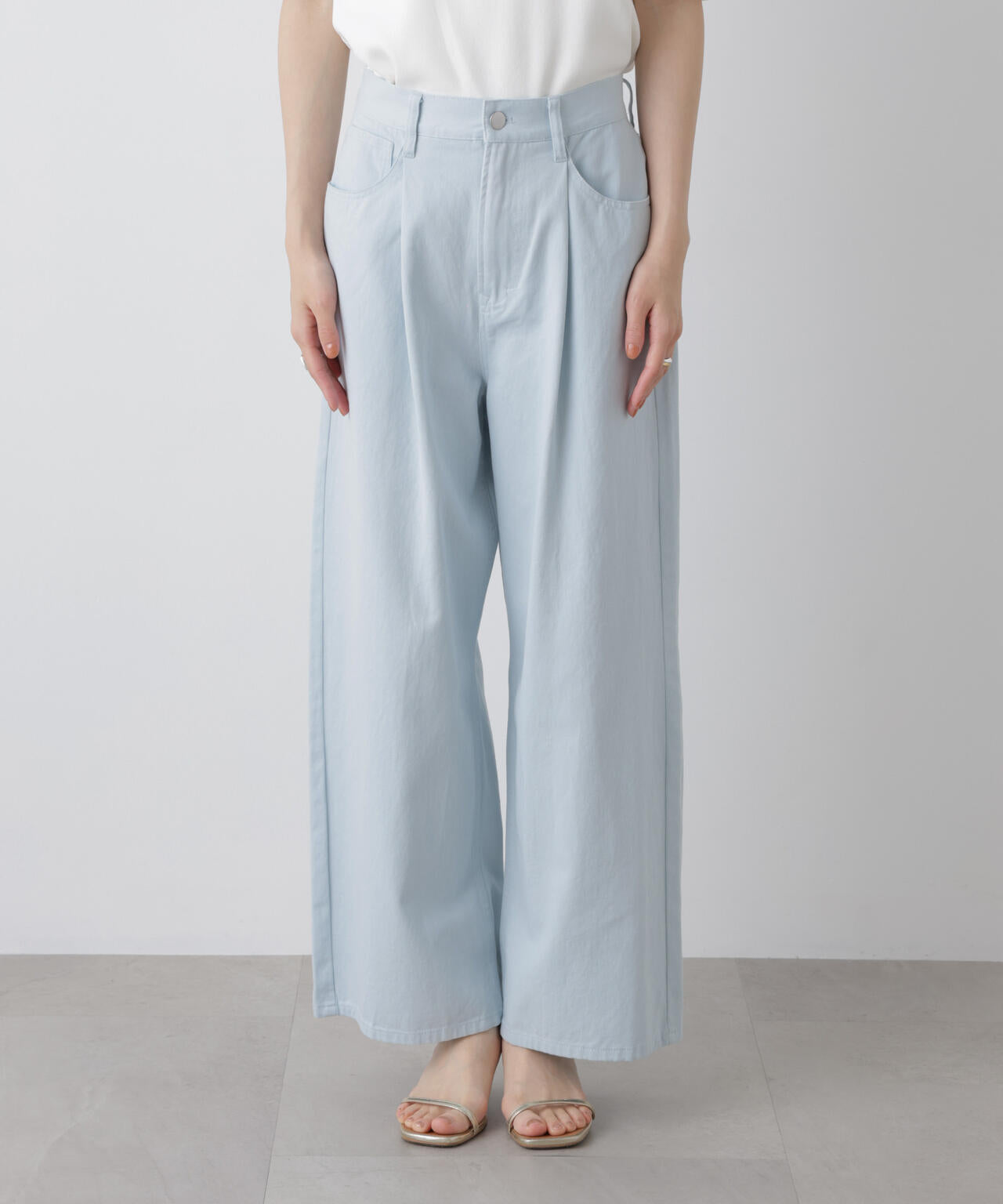 コットンツイルタックワイドパンツ