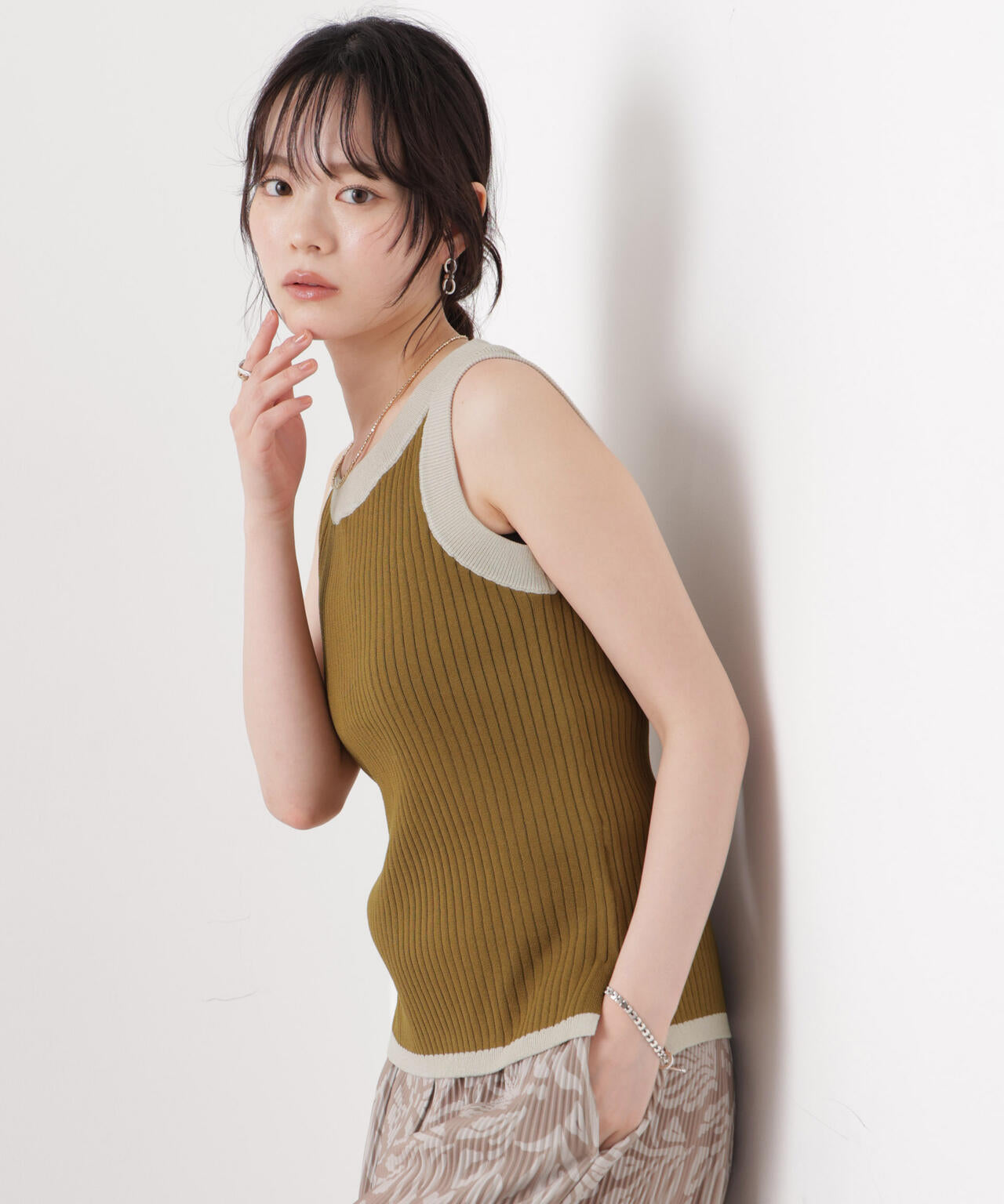 161cm 着用サイズ：F