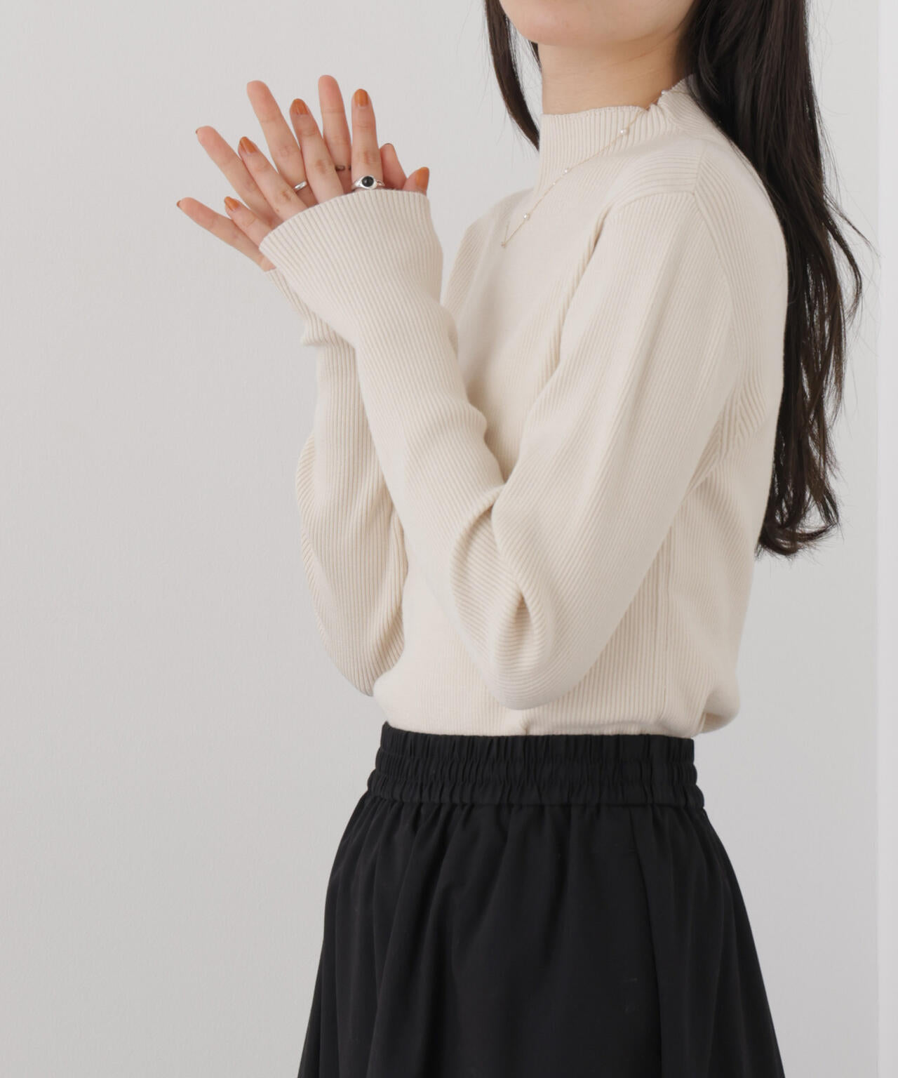 ハイネックリブニットトップス