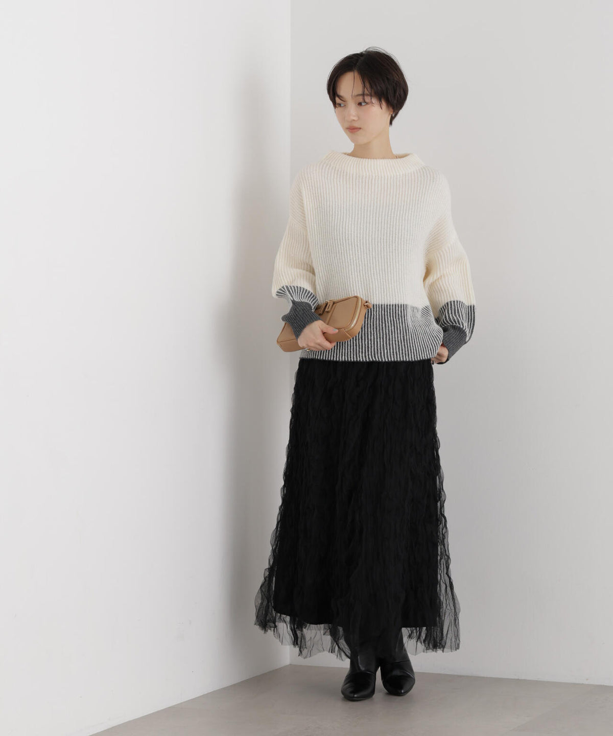 シャドーストライプニットプルオーバー