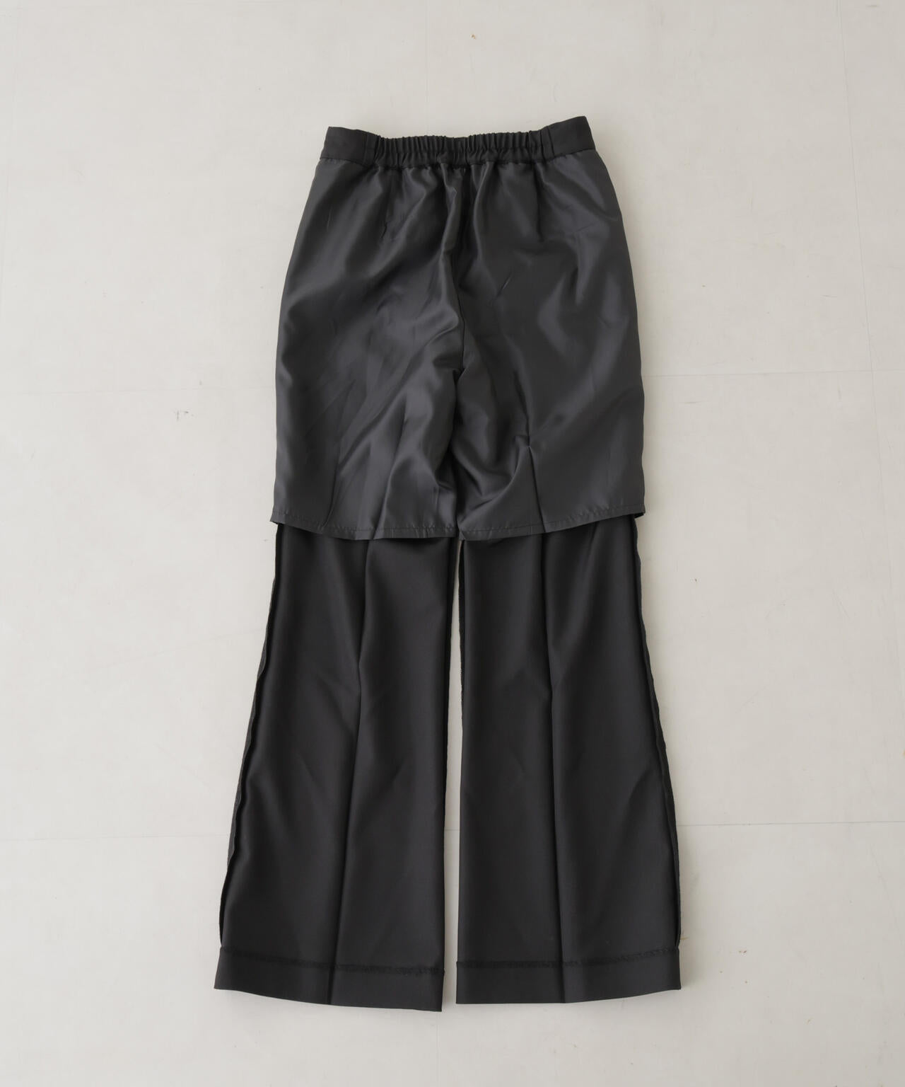 ツイルセンタープレスフレアパンツ(セットアップ可)