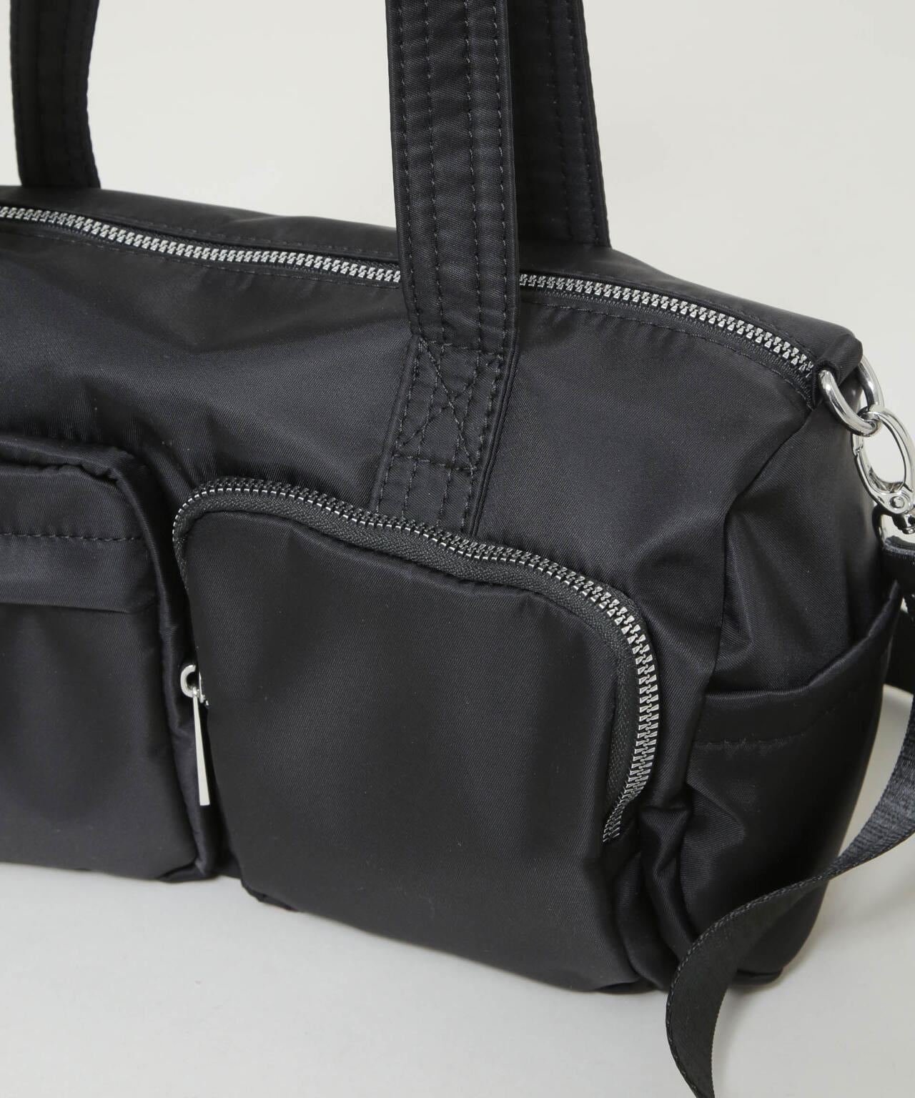 【500mlペットボトル収納可】WEB限定/ナイロンドラム型ポケットボストンバッグ