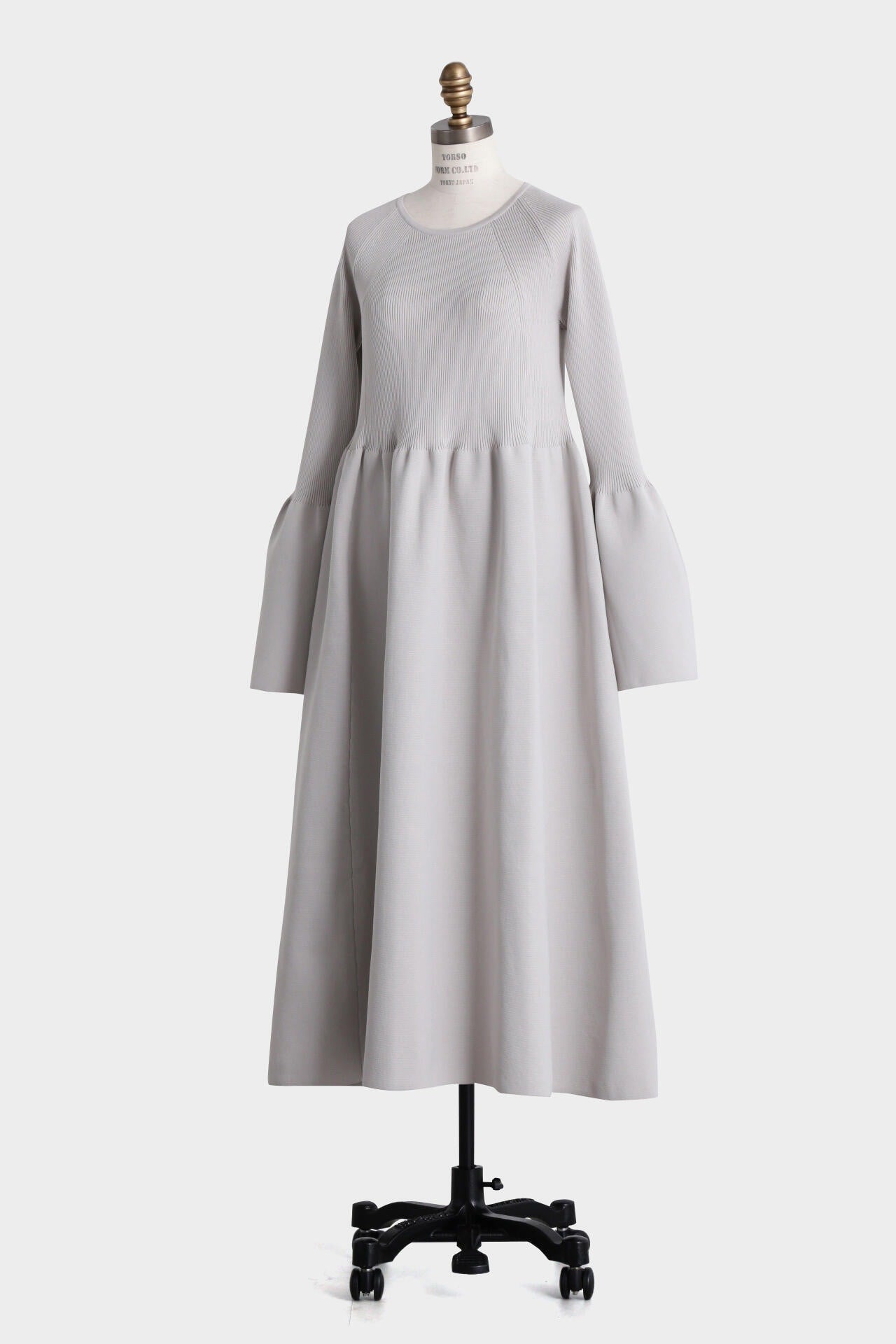 hueLe Museum スポンディッシュニットワンピース スポンディッシュニットワンピース | hLM（エイチエルエム） ｜【公式