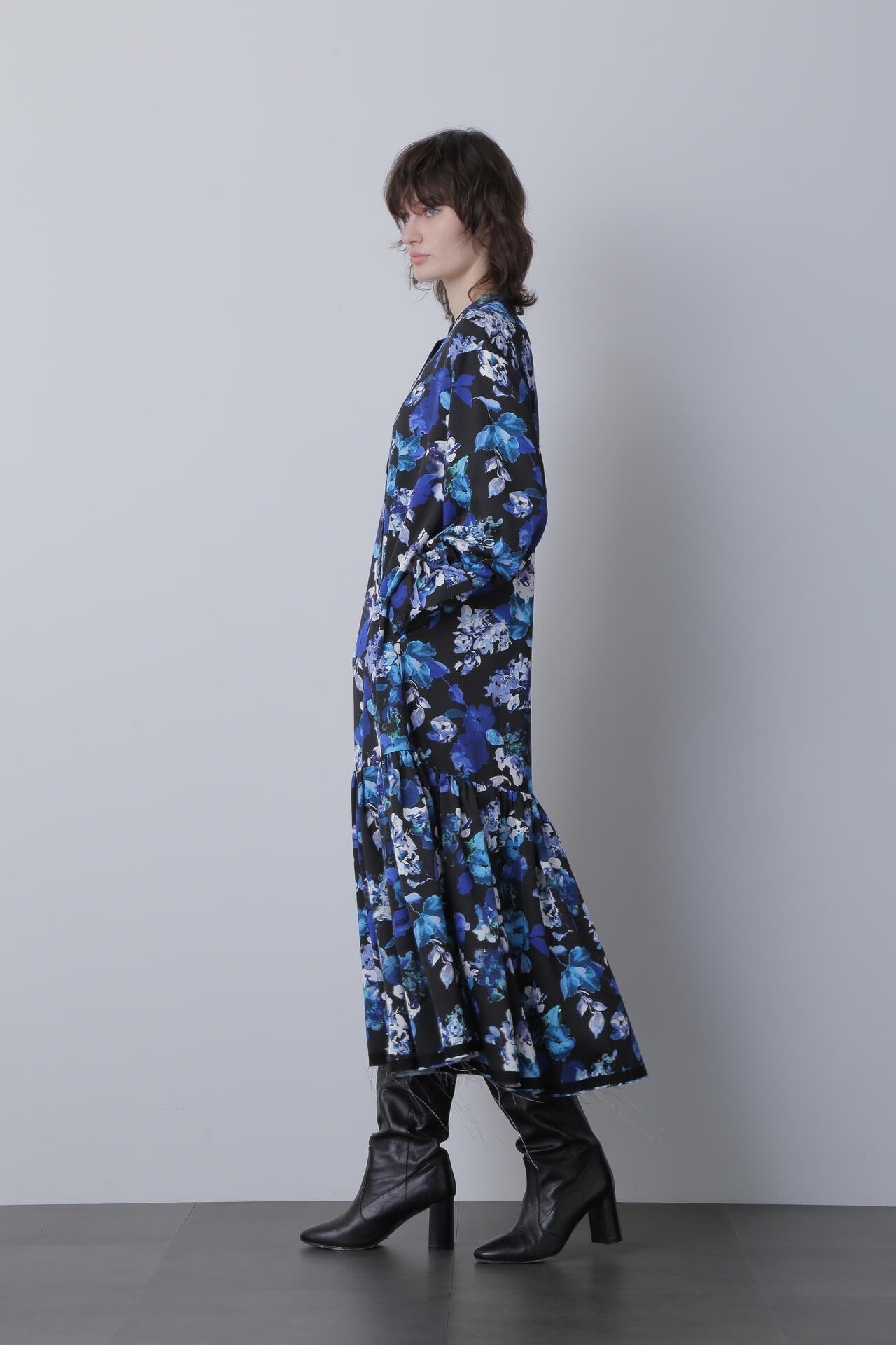 Etro フローラルプリント シャツドレス IT 46 TV着用】ミッドナイトフローラルプリントシャツドレス | hLM