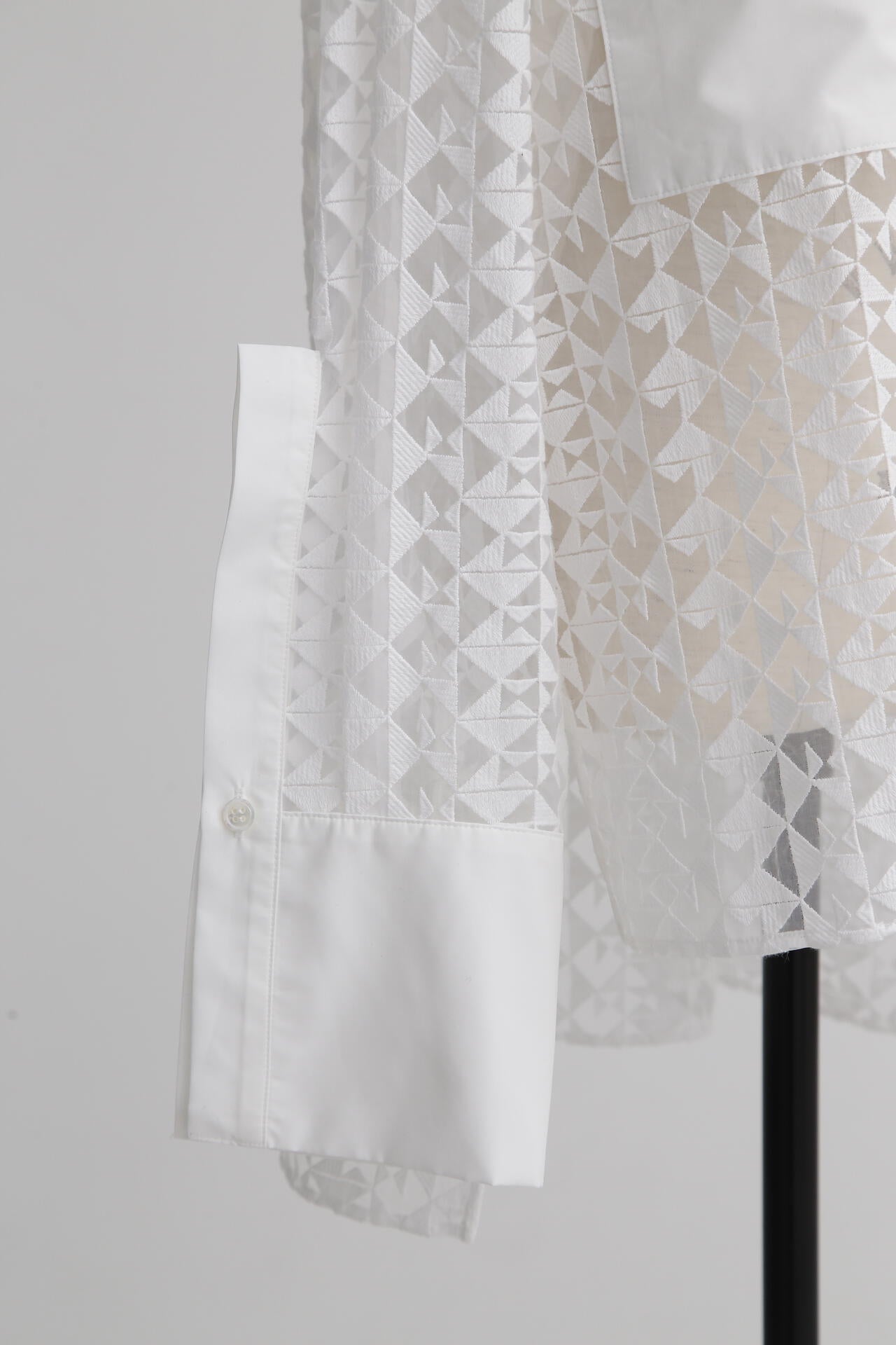 ec0fd519-b936-5ef5-8ada-66f5ee62b6d7_Image