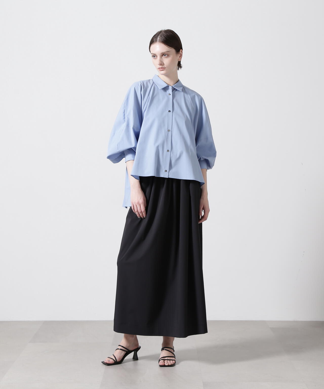 新品未使用品♡MEER ハーフラウンドブラウス meer. ハーフラウンドブラウスの通販はau PAY マーケット - 輸入雑貨の