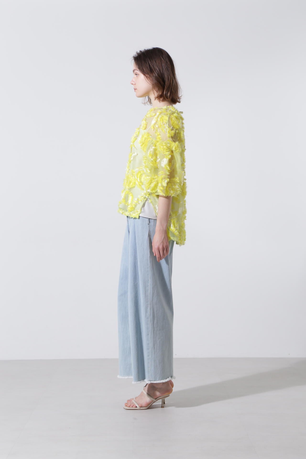 9c913e70-3759-59f4-abdf-2c916217ba3d_Image