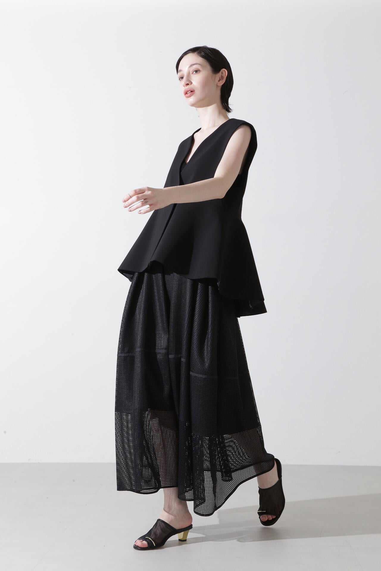 00f088ec-2781-5d69-9498-ded8d01dbd47_Image