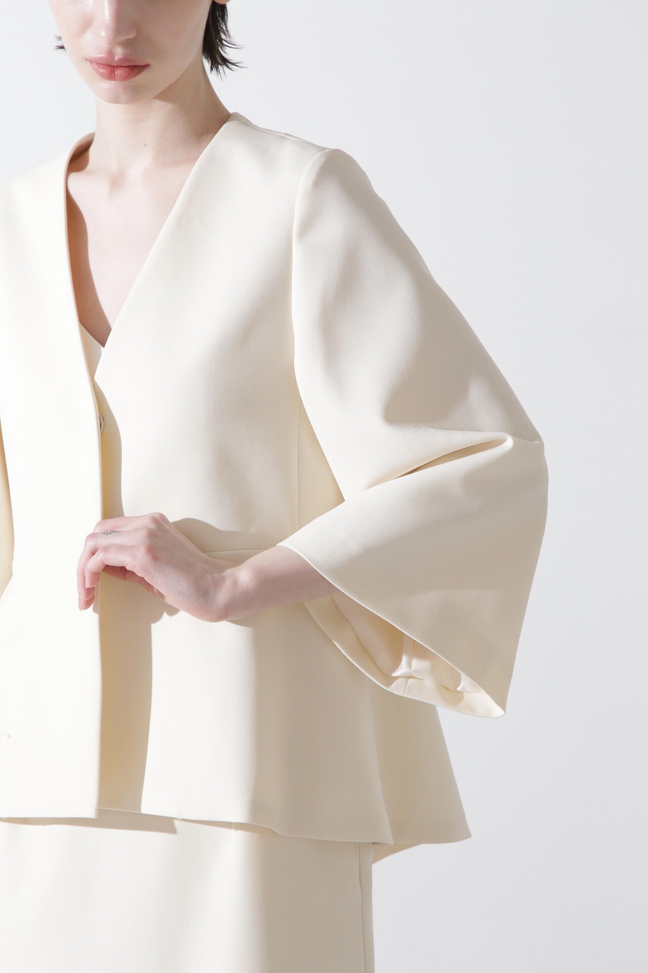 TV着用】ペプラムバージャケット | hLM（エイチエルエム） ｜【公式