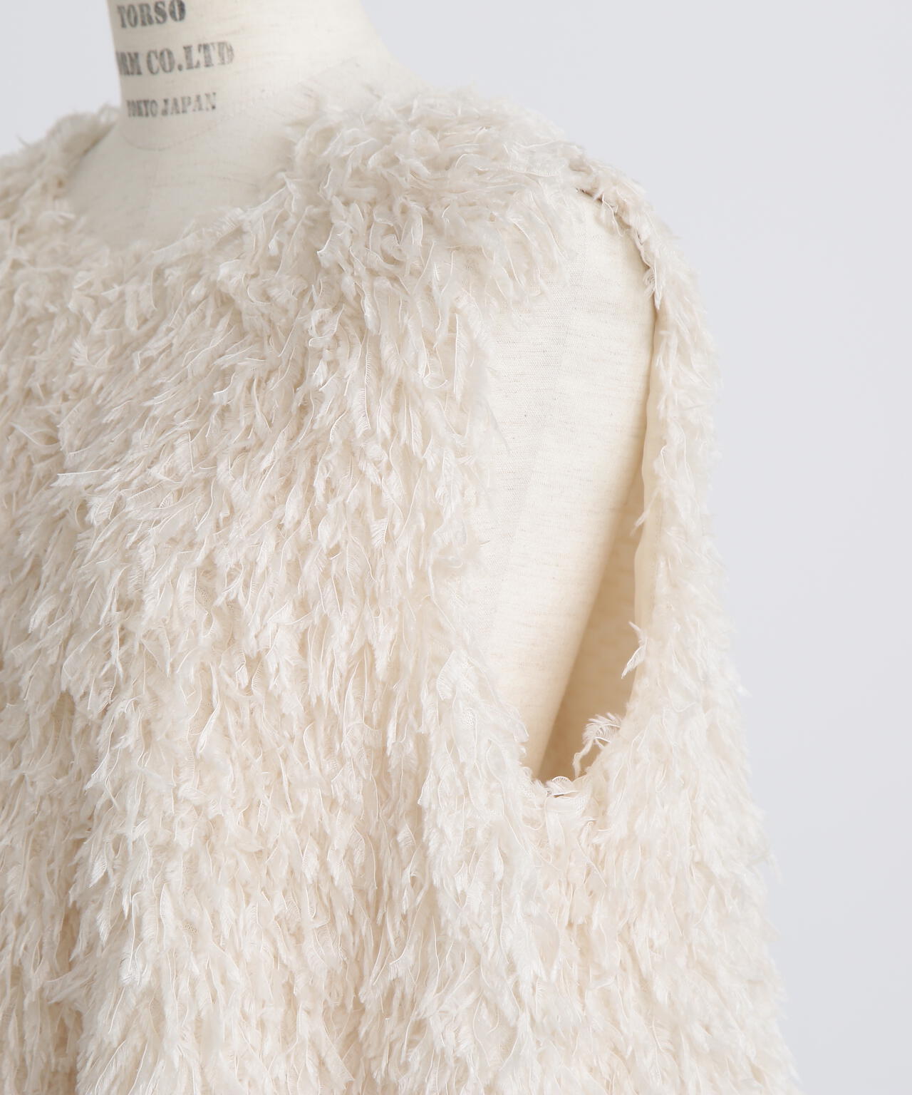 フェザーニット