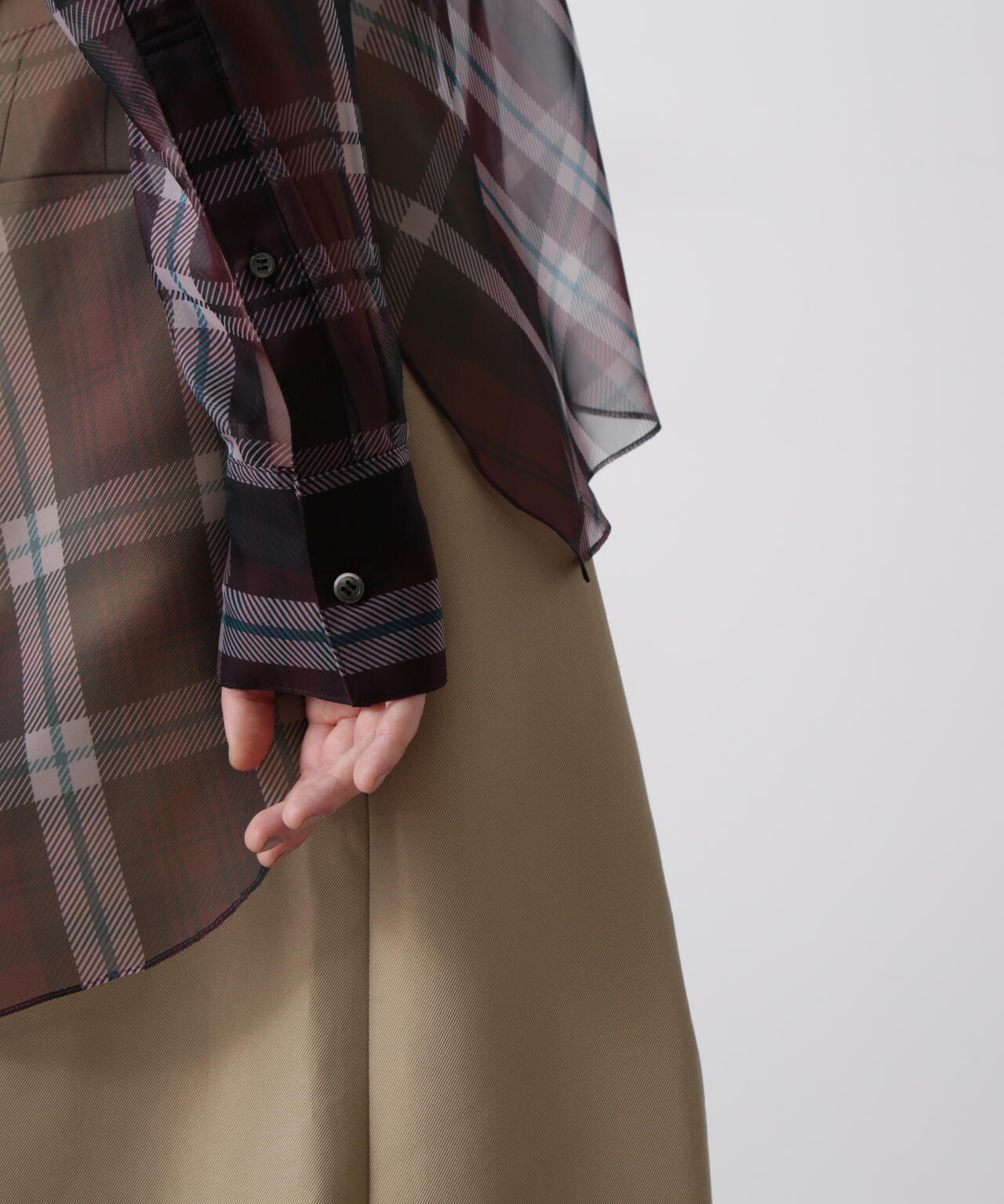 新品 シアー チェック ブラウス ブルー グリーン パークス Green Parks チェックシアーフリルブラウス