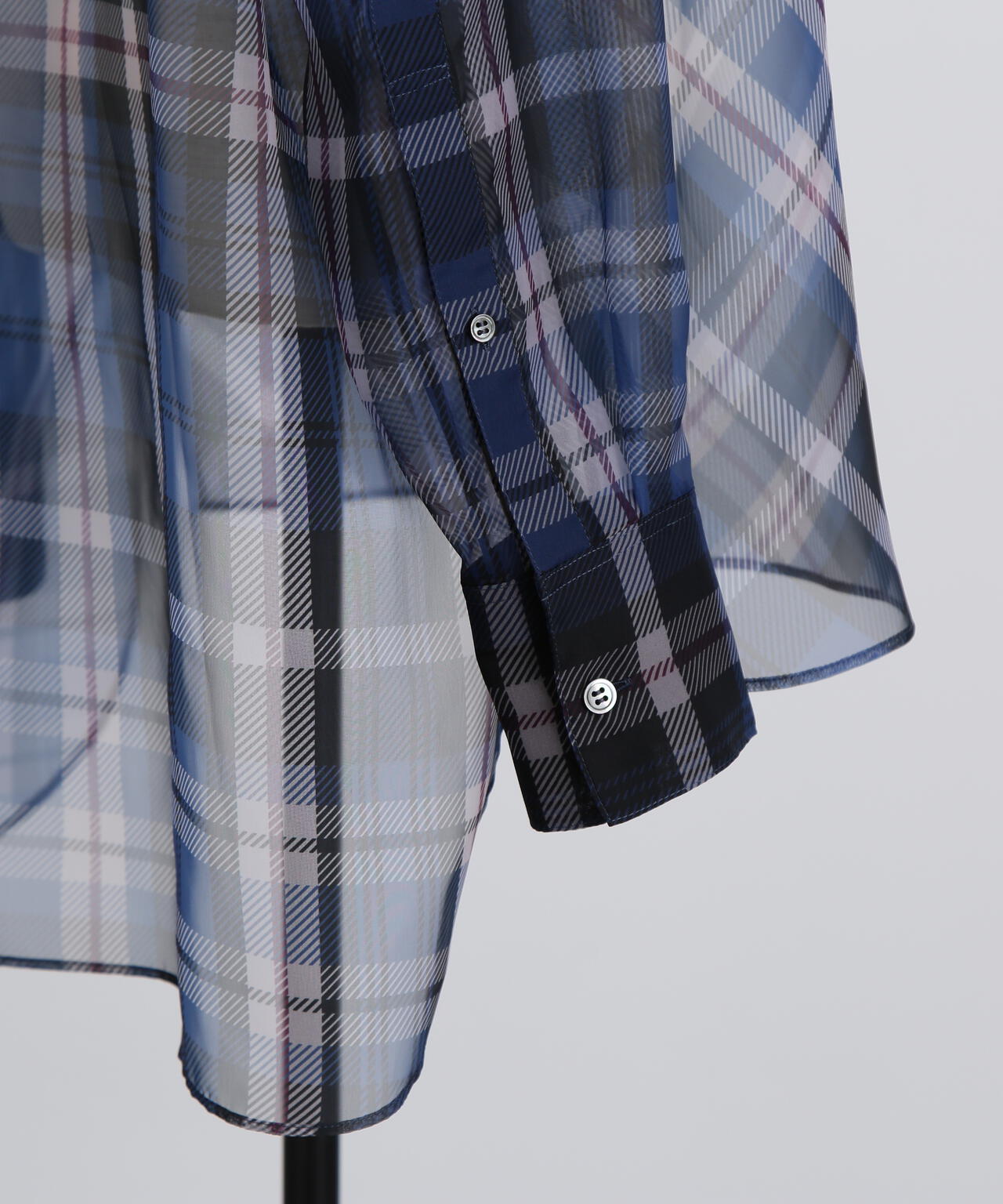 シアーチェックブラウス