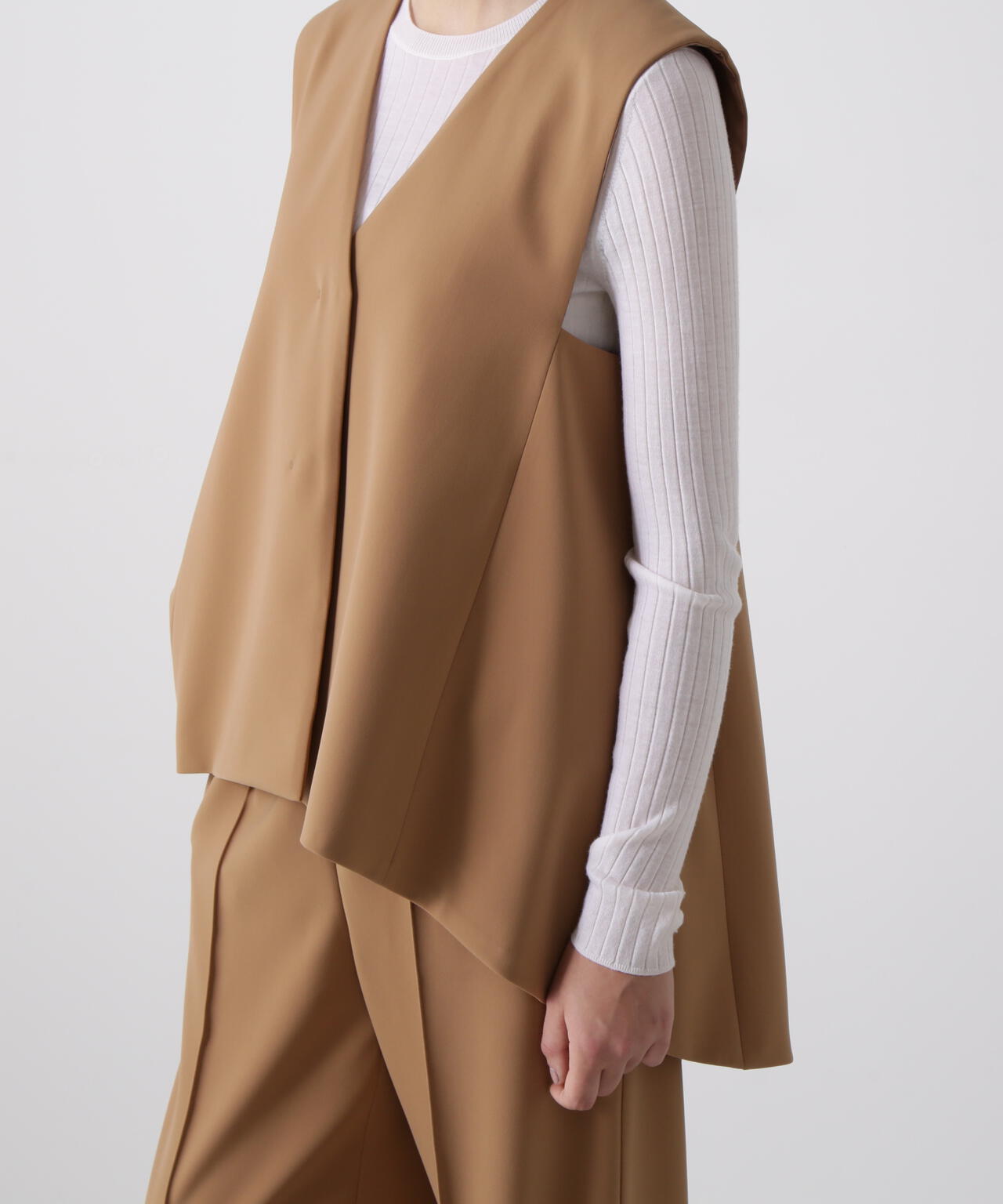 【美的 10月号掲載商品】ダブルクロスジレ