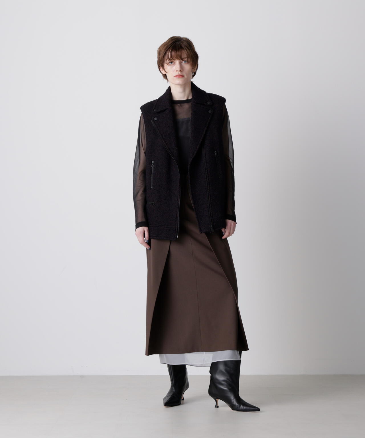 ループヘリンボーンツイードジレ