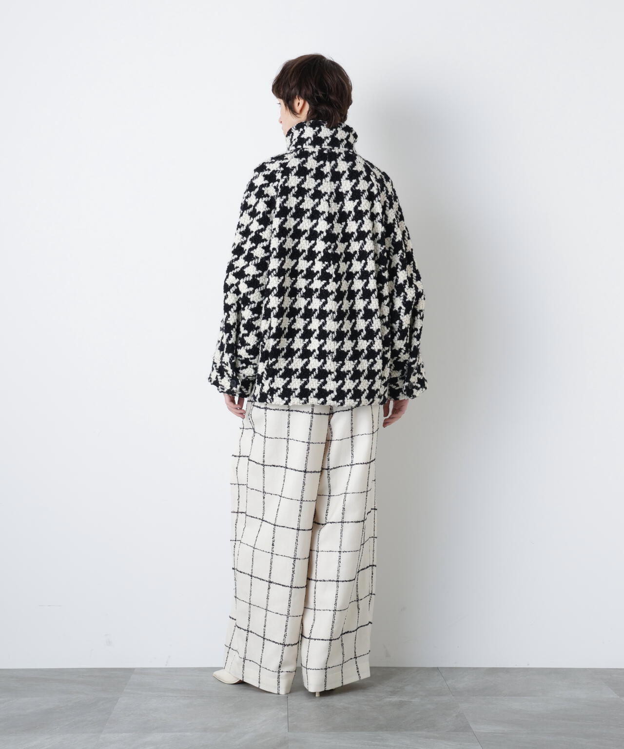 ビッグハウンドトゥースコート