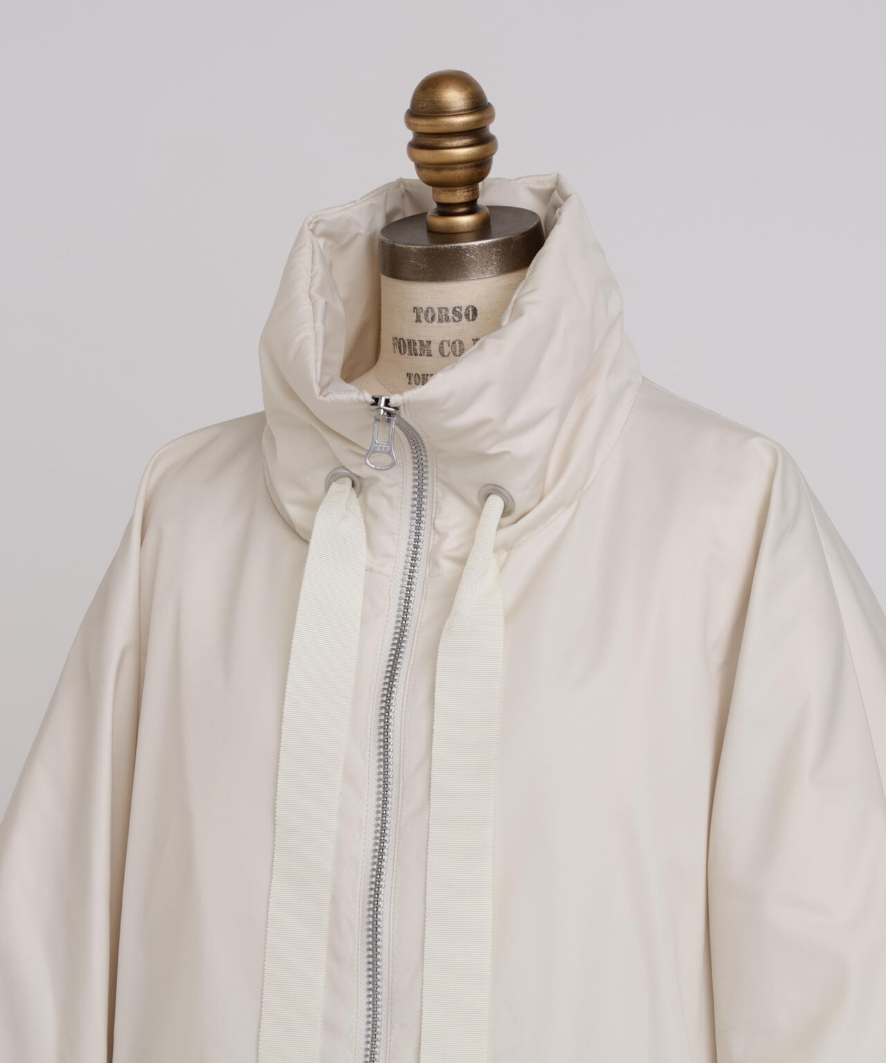 ポンチョダウン | hLM（エイチエルエム） ｜【公式】通販mix.tokyo