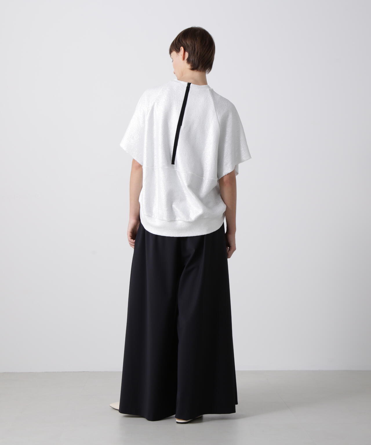 箔プリントカットソー