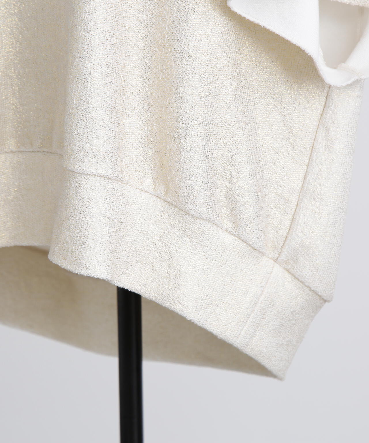 箔プリントカットソー