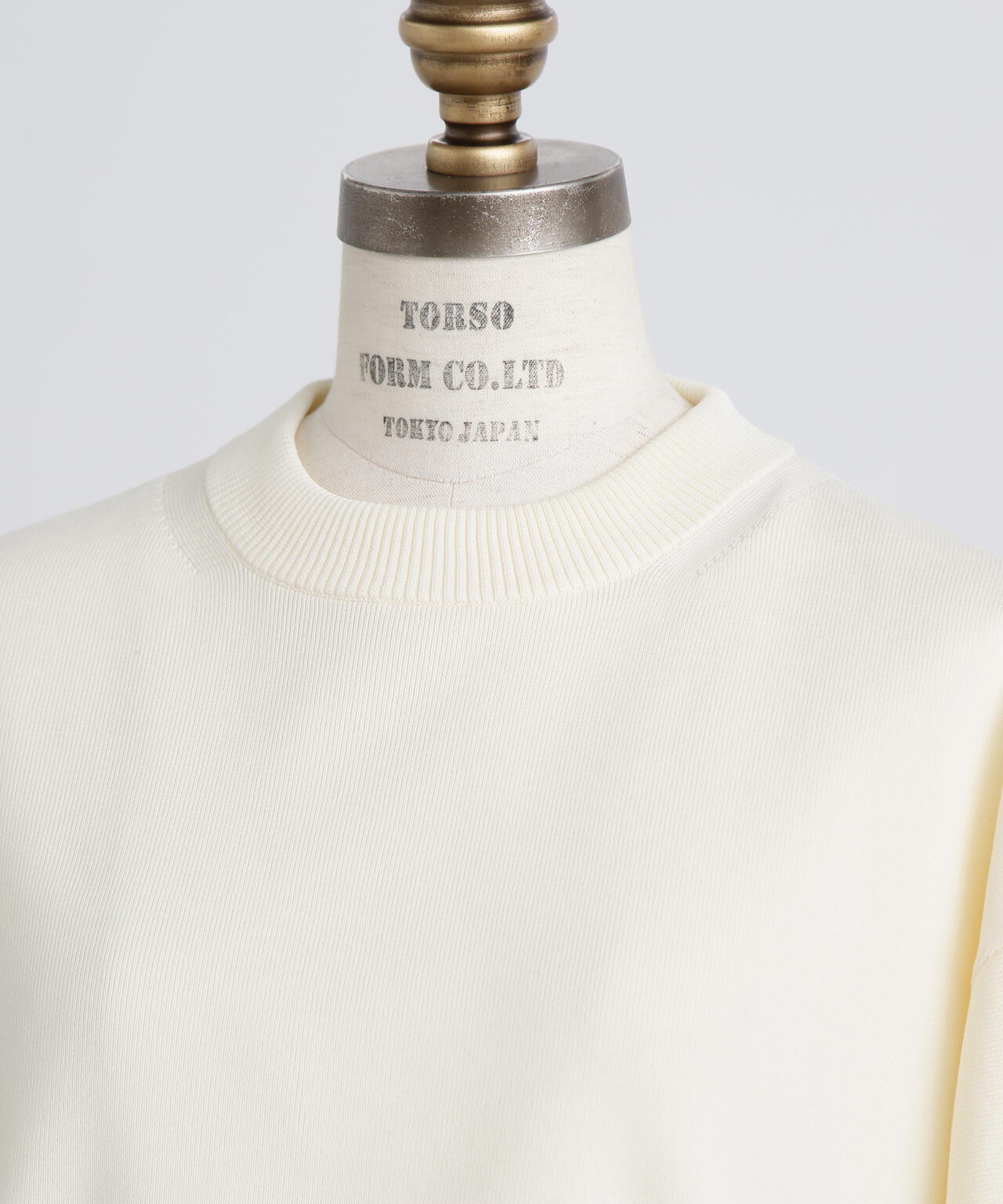 フェザーレイヤードニット