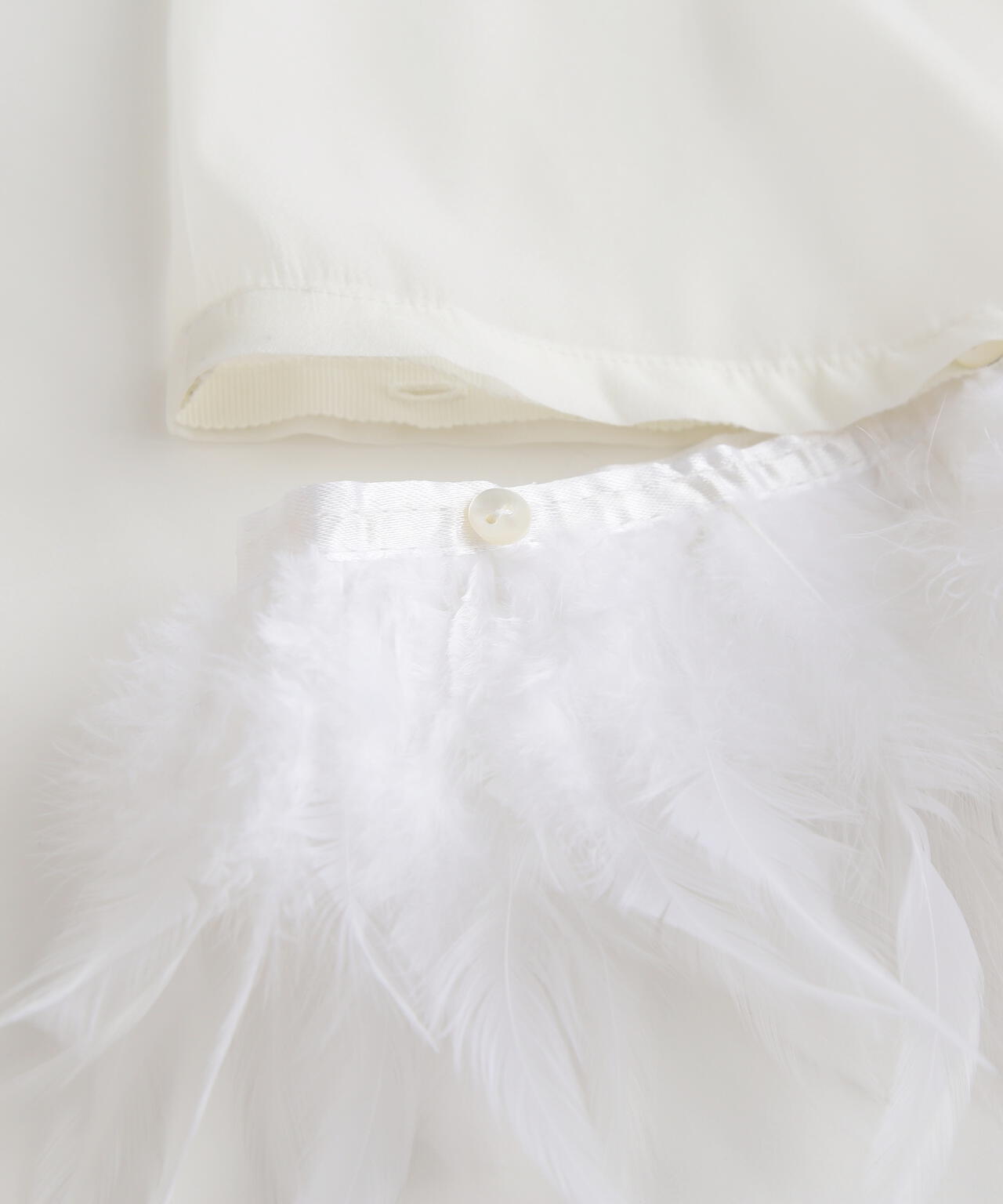 フェザーレイヤードニット