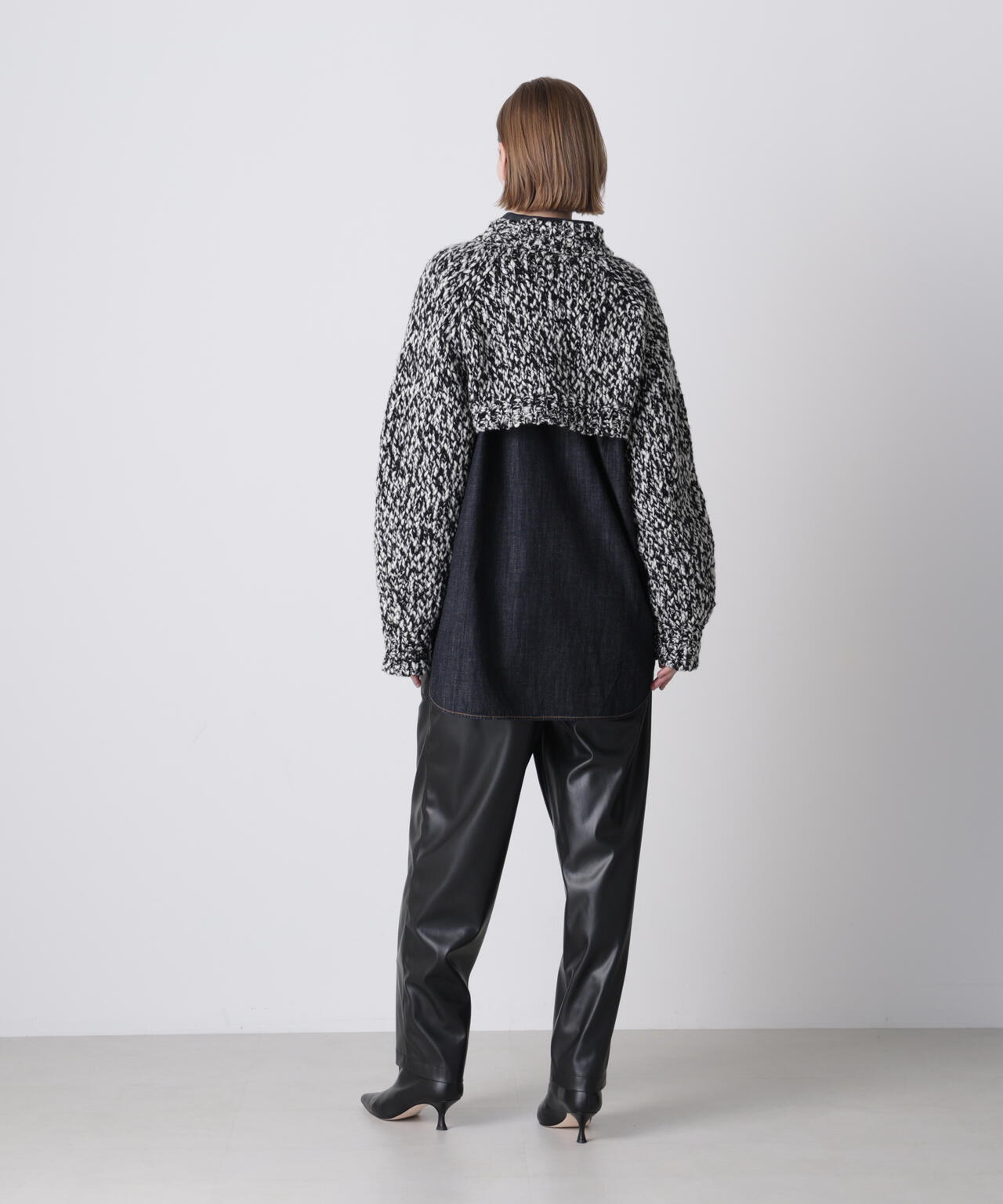 バイカラークロップニット