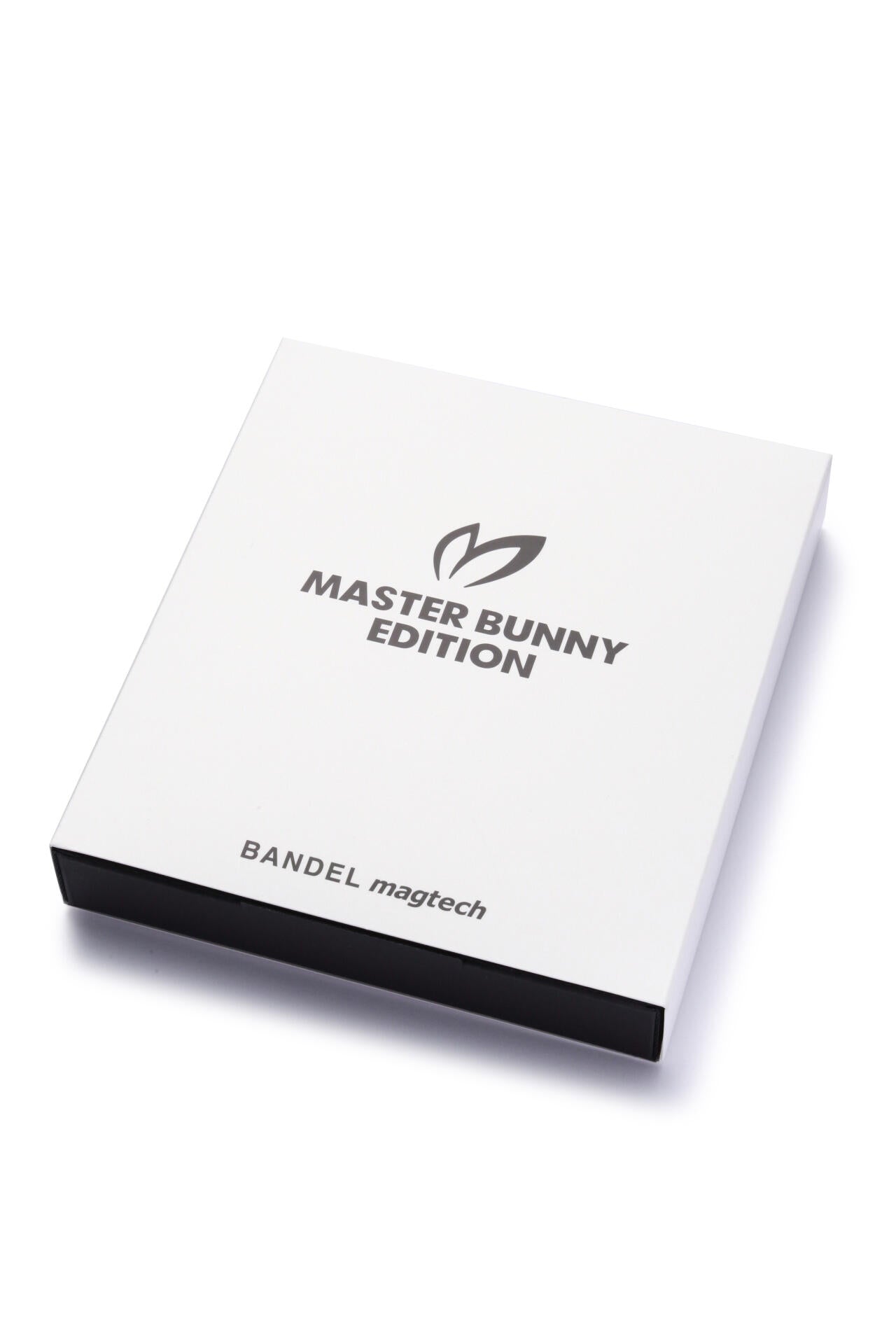 MASTER BUNNY EDITION × BANDEL】mag tech | MASTER BUNNY EDITION