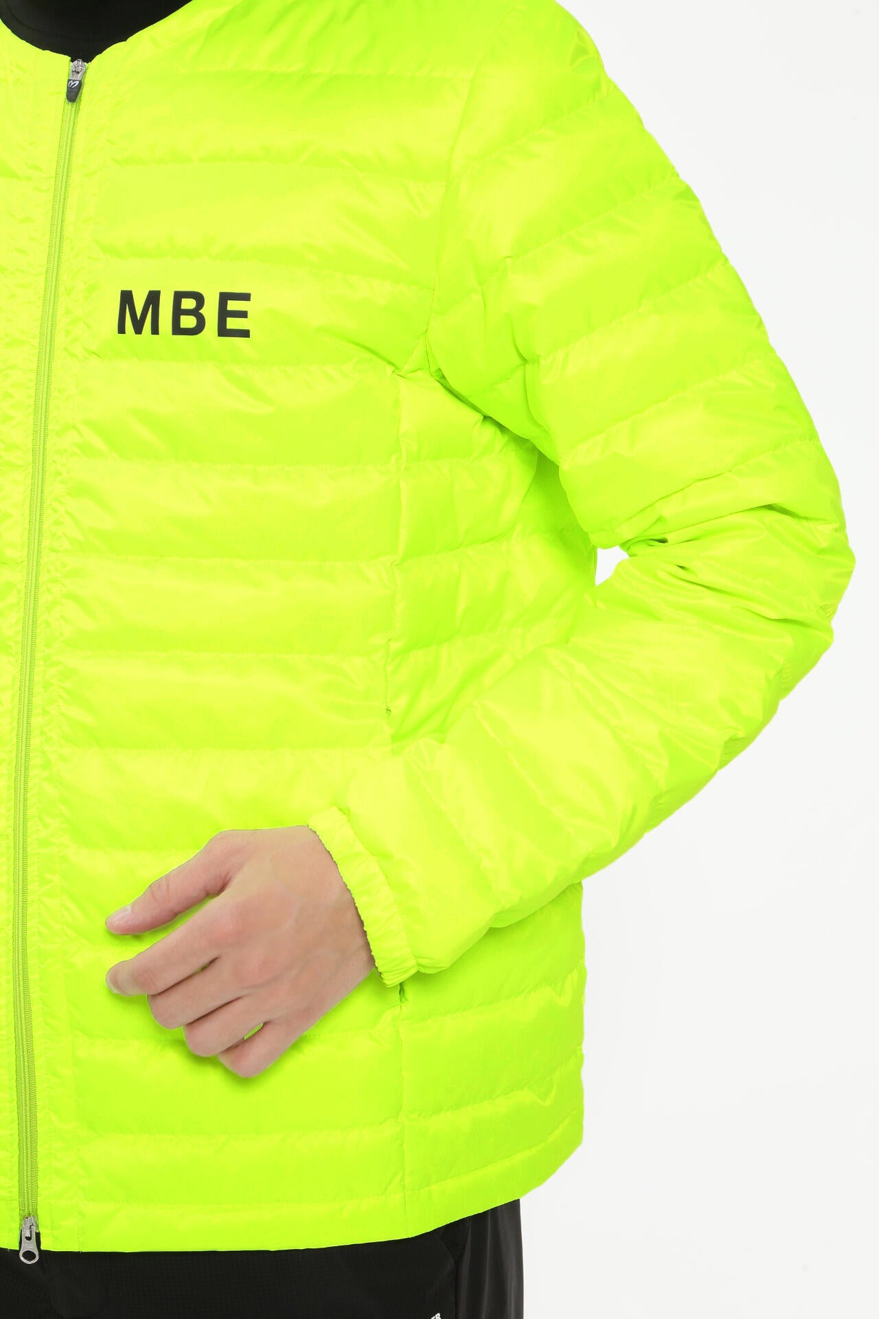 MASTER BUNNY EDITIONダウンジャケット イエロー 中古サイズ5 MASTER BUNNY EDITION イエローブルゾン アウター サイズ5 - メルカリ