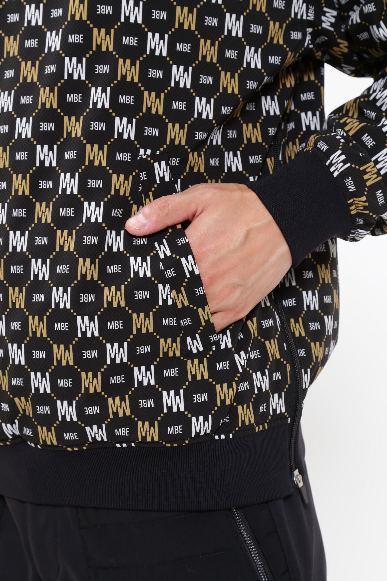 ポリエステルドビーストレッチコーティング ツインスニードジャック