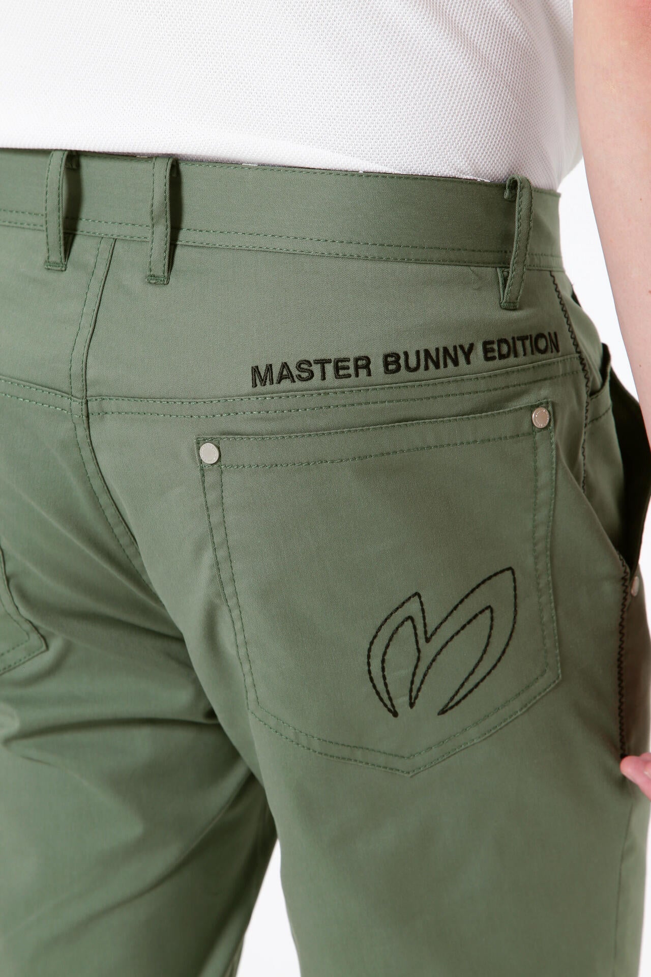 コットンポリエステル ストレッチツイルパンツ | MASTER BUNNY EDITION