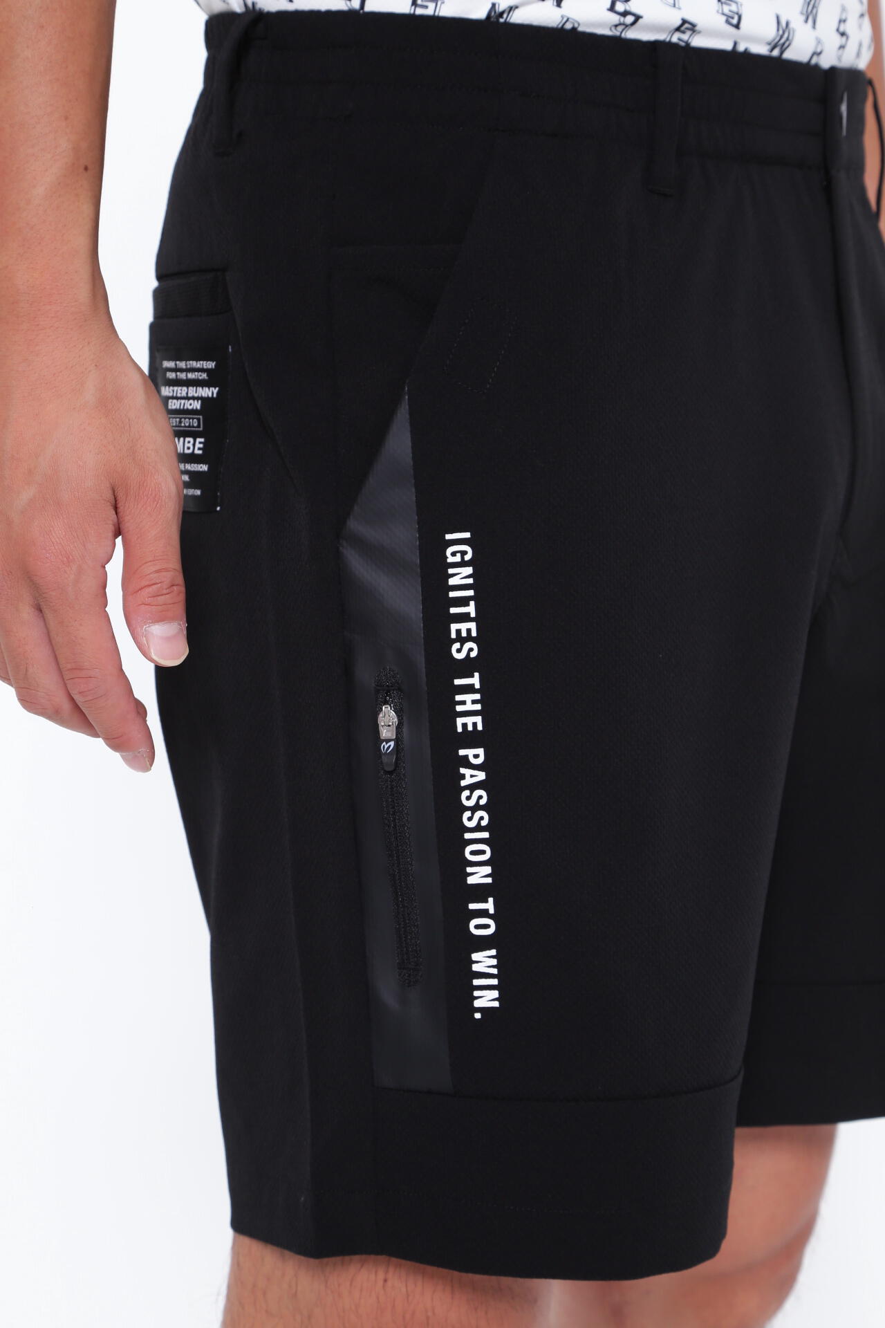 ソロナドビーストレッチ ショートパンツ | MASTER BUNNY EDITION