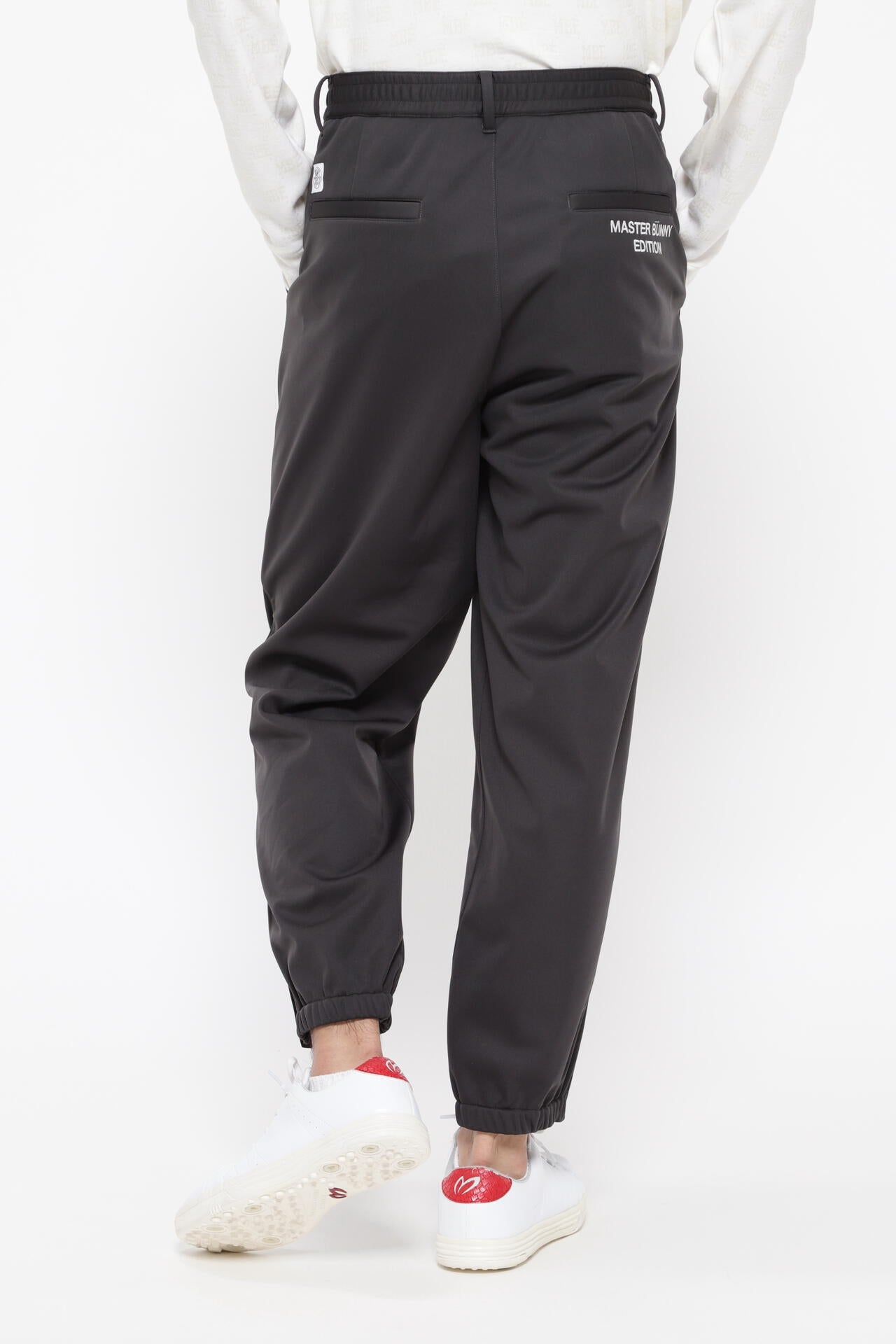 防風ボンディング裏フリース ジョガーパンツ | MASTER BUNNY EDITION