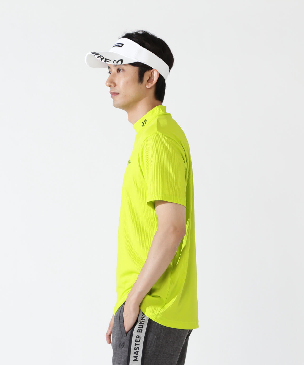 H:182cm/C:93/W:77/H:91 着用サイズ：5