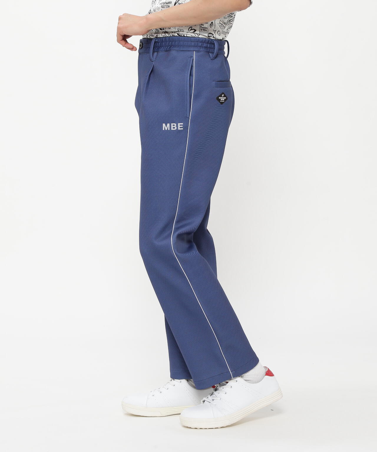 ダンボールパンツ