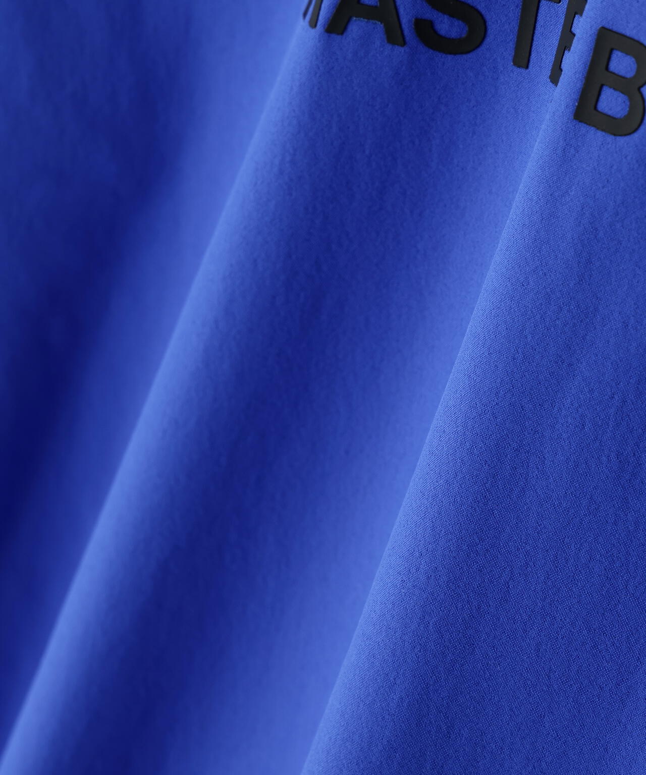 ナイロンストレッチクルーネックプルオーバー | MASTER BUNNY EDITION