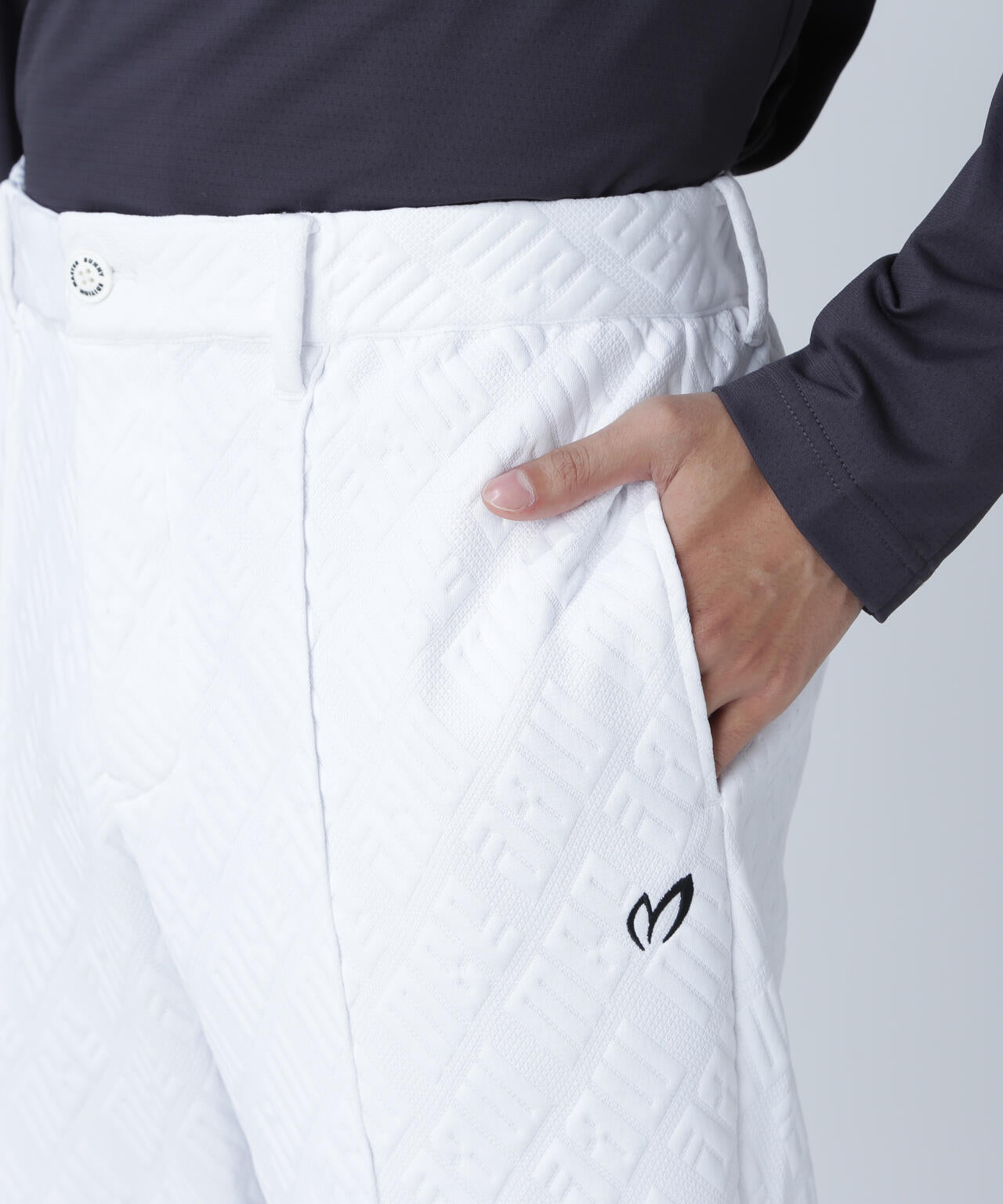 良品　マスターバニー　秋冬用　ストレッチパンツ　３　白　TSI　パーリーゲイツ 楽天市場】【PREMIUM-SALE 50%OFF】マスターバニーbyパーリー