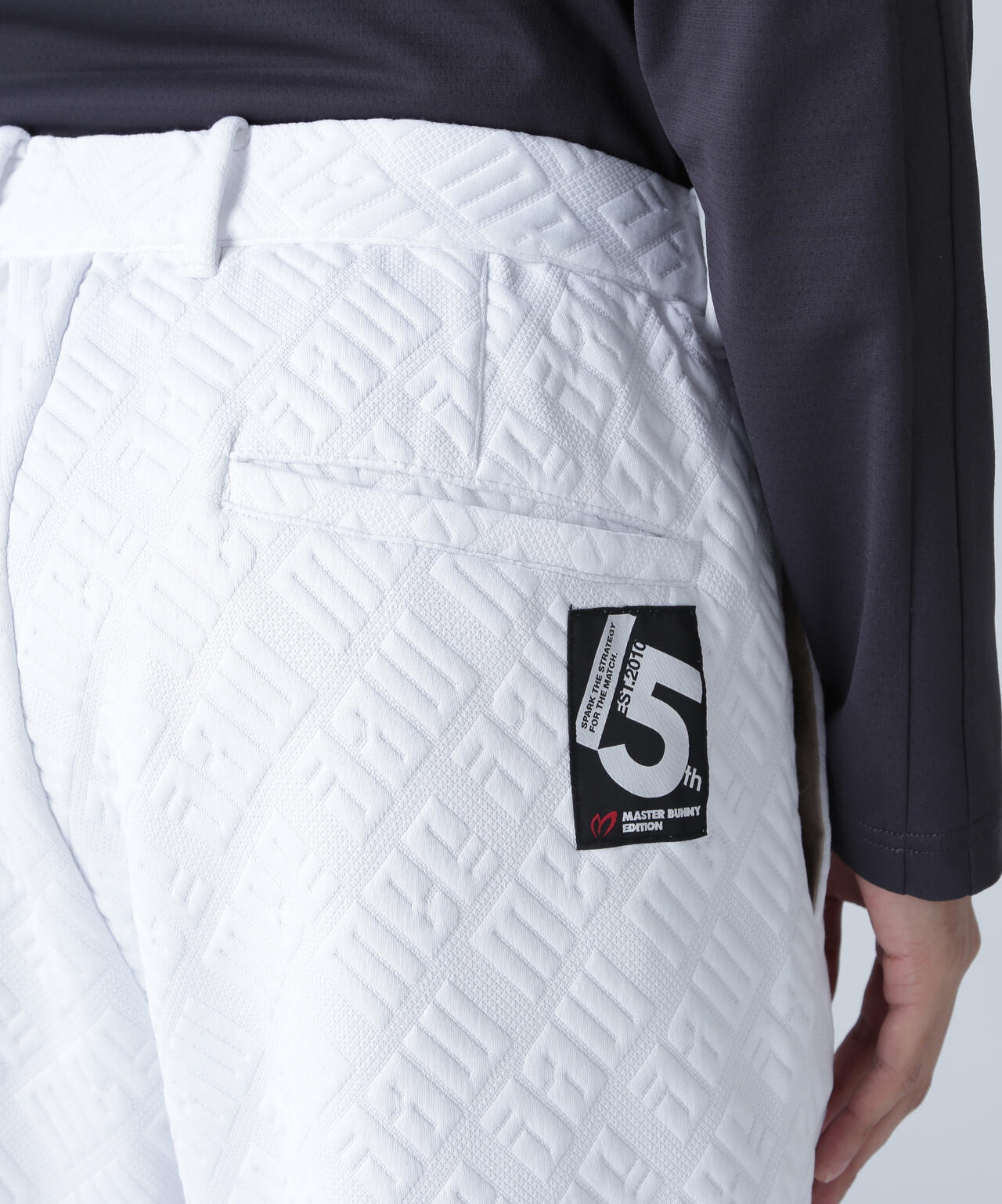 ロゴジャガードストレッチパンツ | MASTER BUNNY EDITION（マスター
