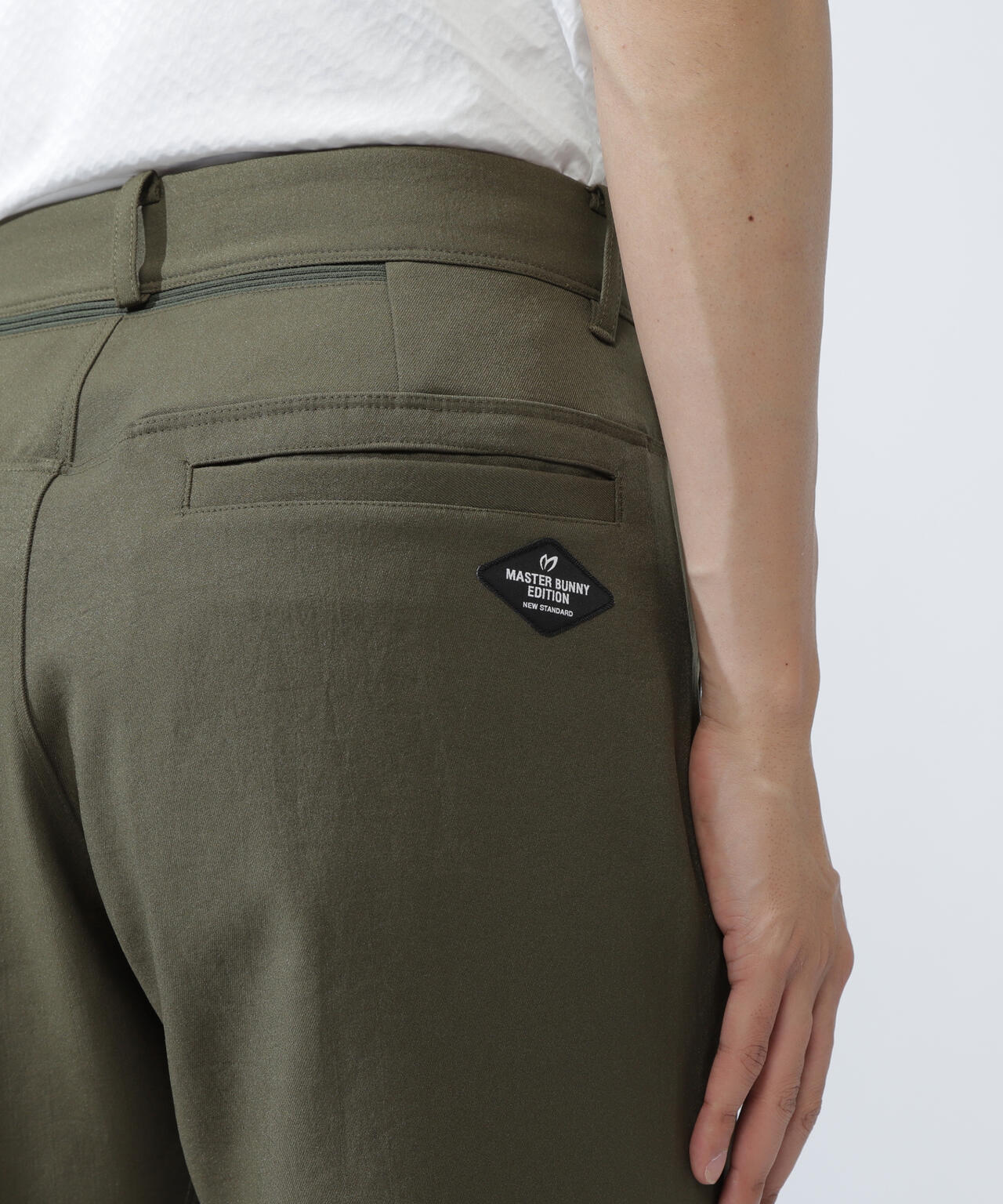 シワストレッチ撥水パンツ | MASTER BUNNY EDITION（マスター