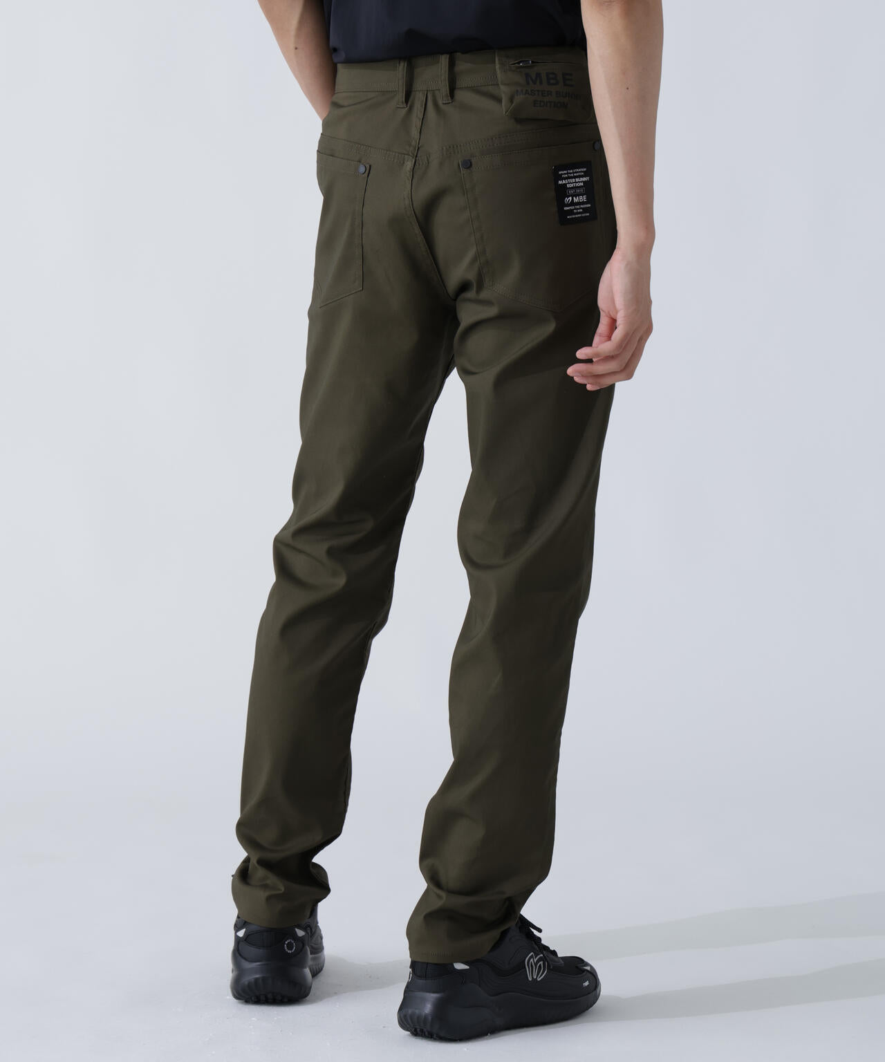 MASTER BUNNY EDITION メンズパンツ サイズ4 ブラック MASTER BUNNY EDITION メンズパンツ サイズ4 ブラック MASTER